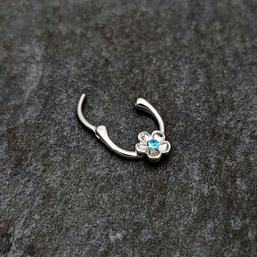 BodyCandy 16G 5/16 Blue Gem Sweetheart Flower Cartilage Clicker — back view