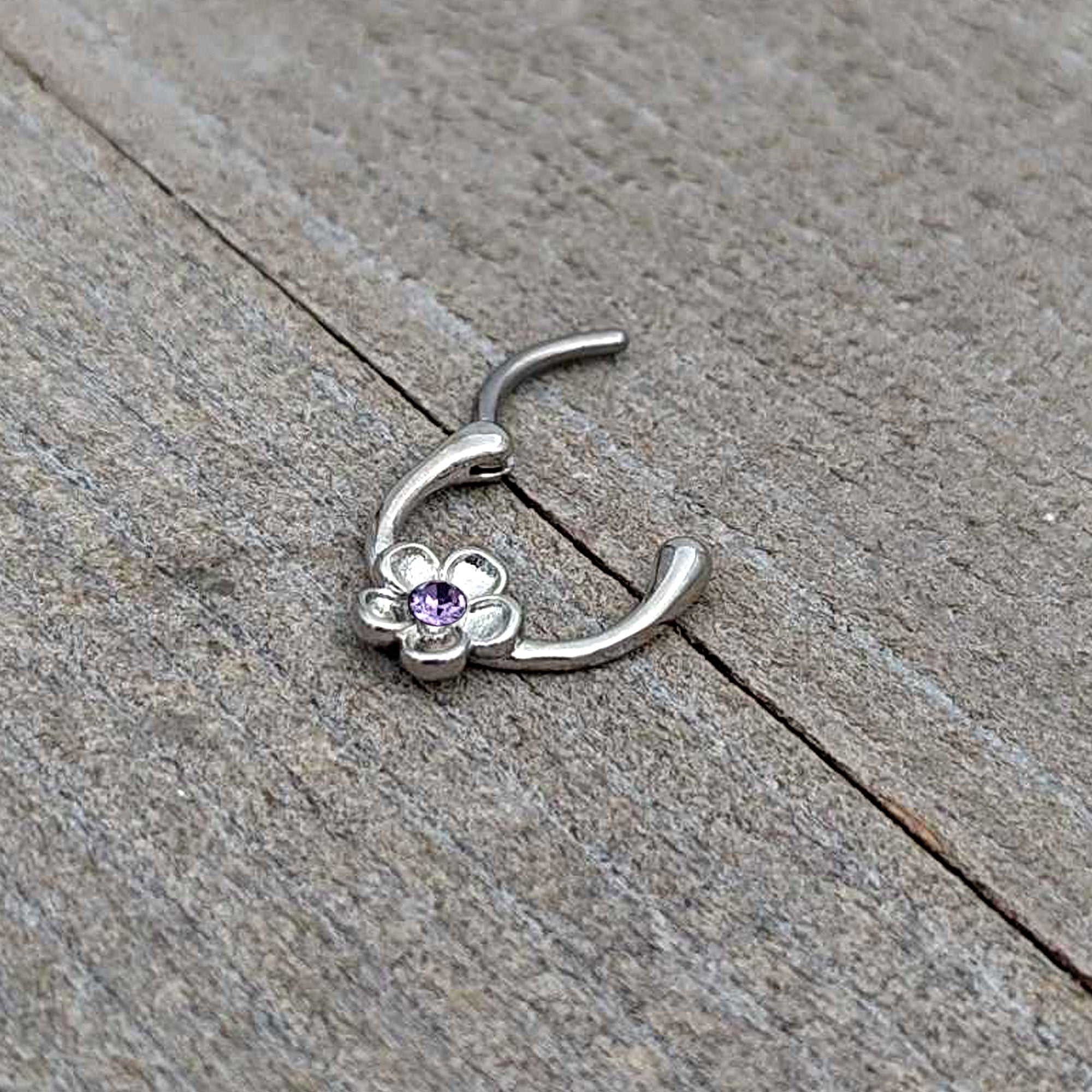 BodyCandy 16G 5/16 Purple Gem Sweetheart Flower Cartilage Clicker — in-use photo