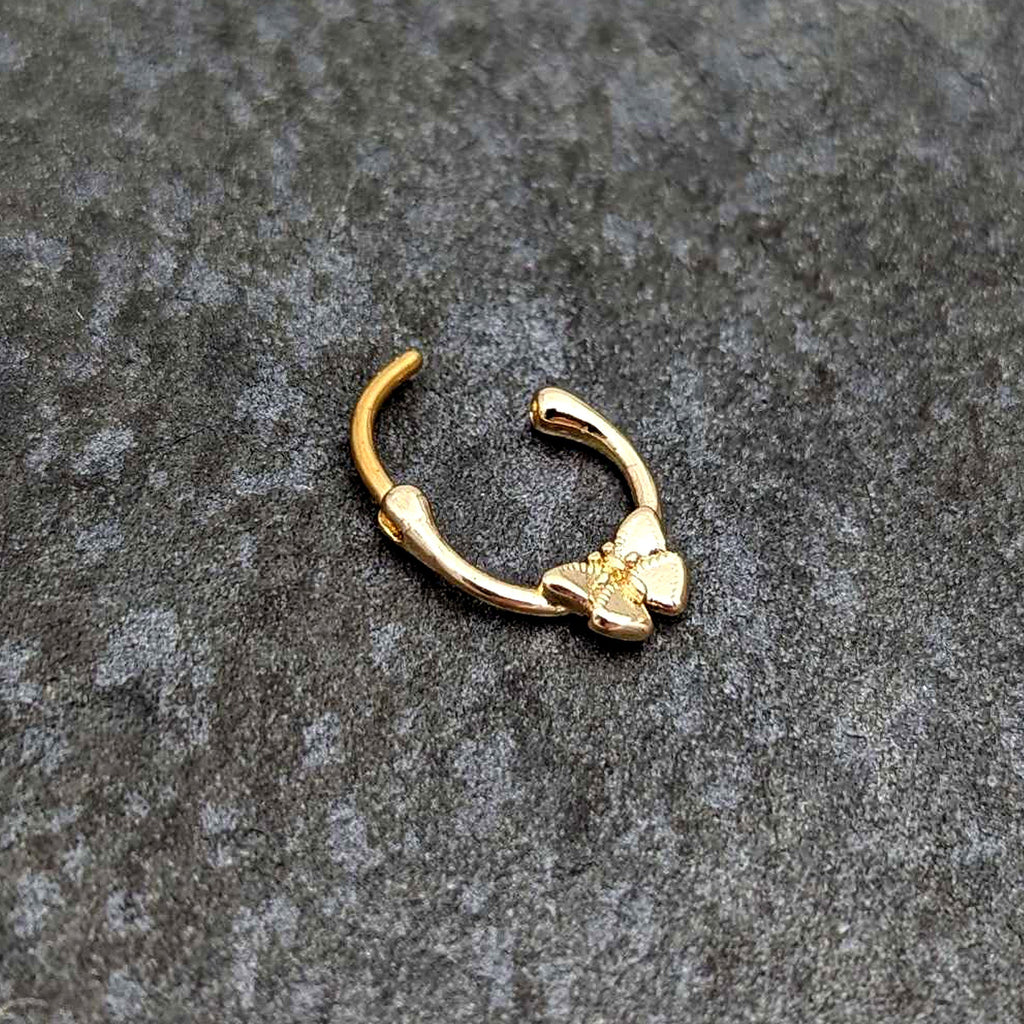 BodyCandy 16G 5/16 Gold Tone Simple Textured Butterfly Cartilage Clicker — back view