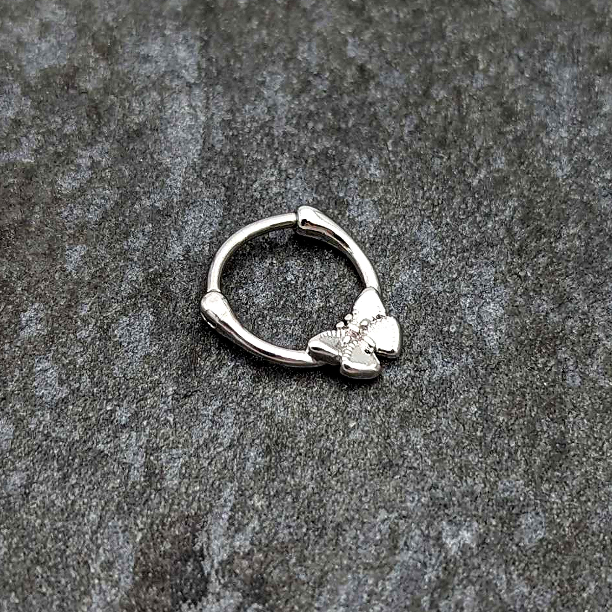BodyCandy 16G 5/16 Simple Textured Butterfly Cartilage Clicker — side view