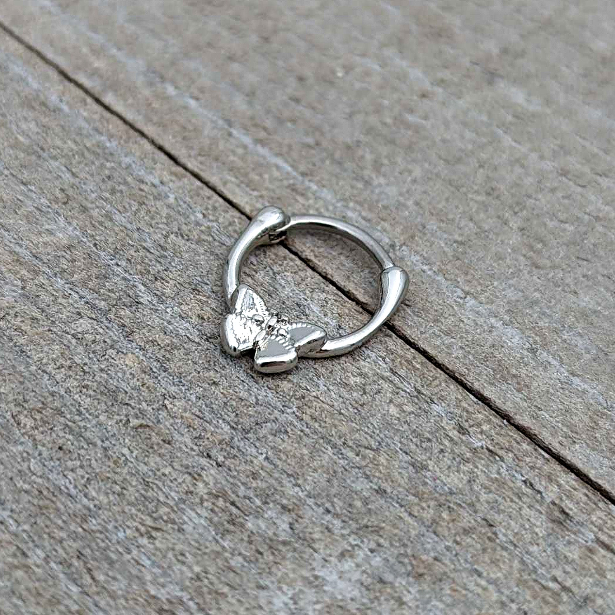 BodyCandy 16G 5/16 Simple Textured Butterfly Cartilage Clicker — alternative angle