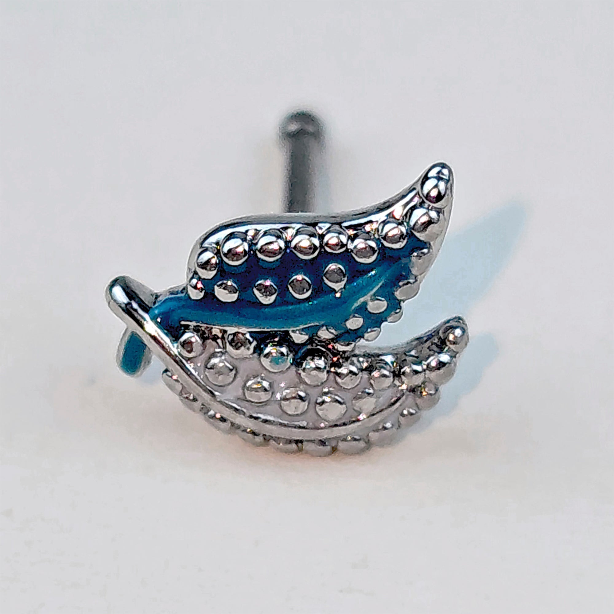 BodyCandy 20G 1/4 Lovely Leaves Blue Nose Bone — main product shot