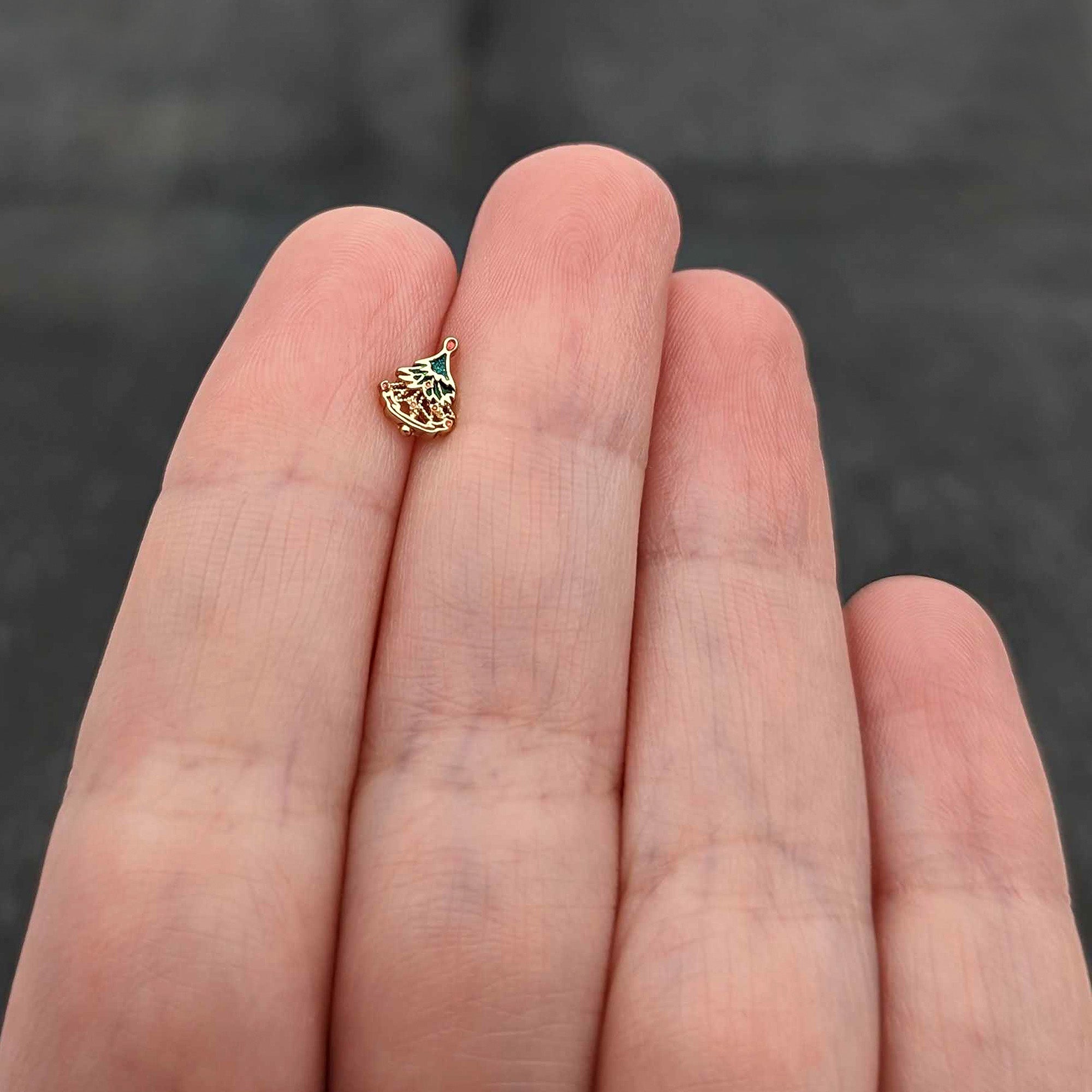 BodyCandy 20G 7mm Red Gem Deco Holiday Tree Golden L Shape Nose Ring — size reference