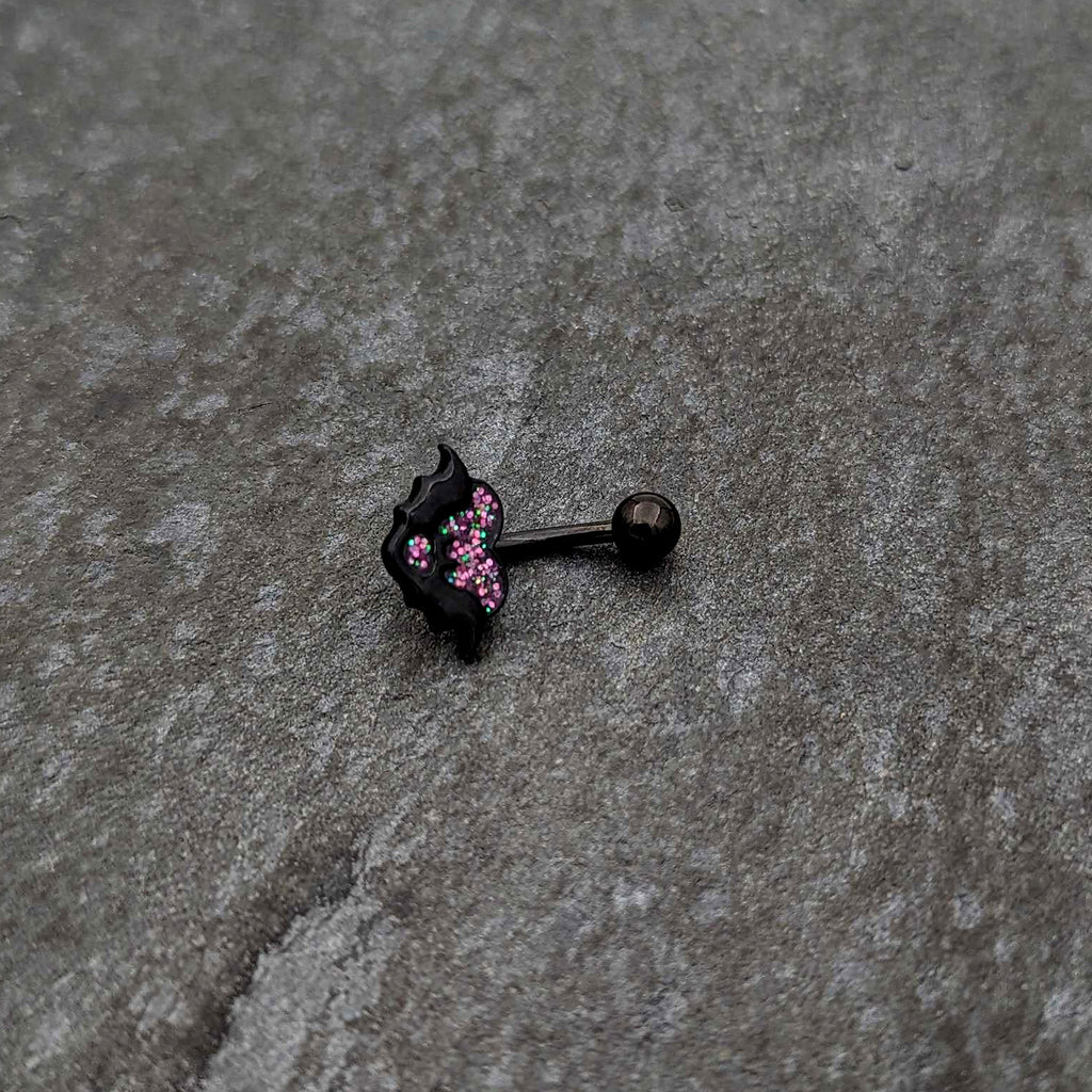 BodyCandy Black Bat Heart Halloween Pink Green Belly Ring — lifestyle context