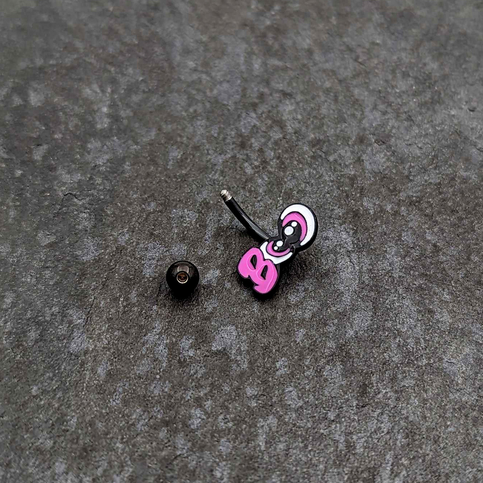 BodyCandy Black Boo Eyes Beauty Pink White Halloween Belly Ring — lifestyle context