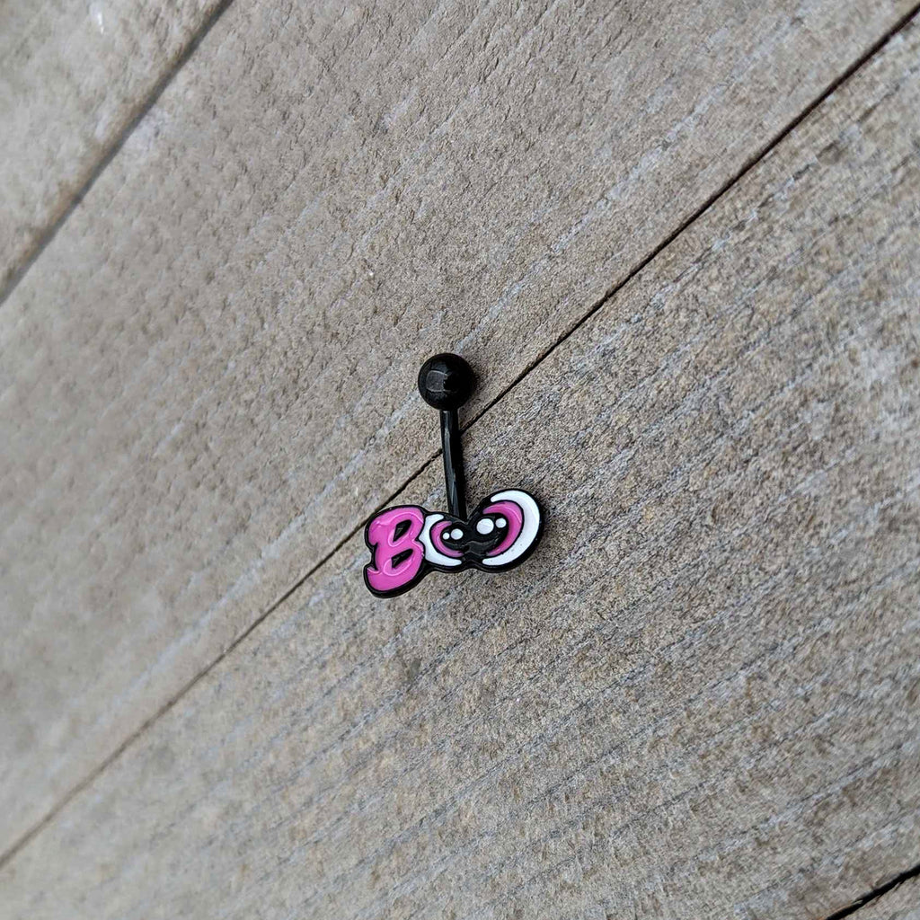 BodyCandy Black Boo Eyes Beauty Pink White Halloween Belly Ring — in-use photo