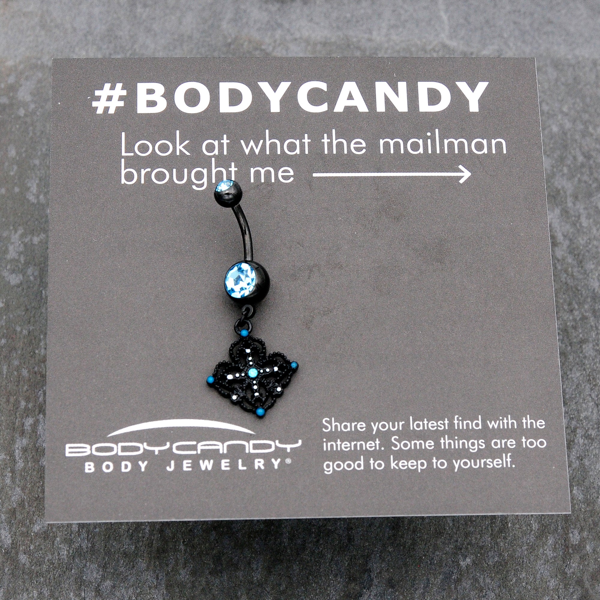 BodyCandy Blue Gem Black Lacy Rhombus Dangle Belly Ring — size reference