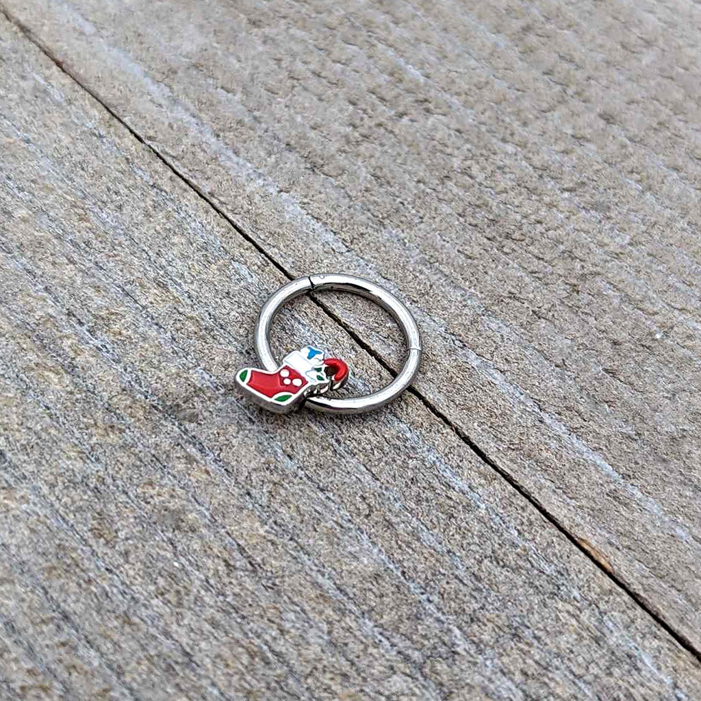BodyCandy 16G 3/8 Happy Christmas Stocking Red Green Hinged Segment Ring — alternative angle