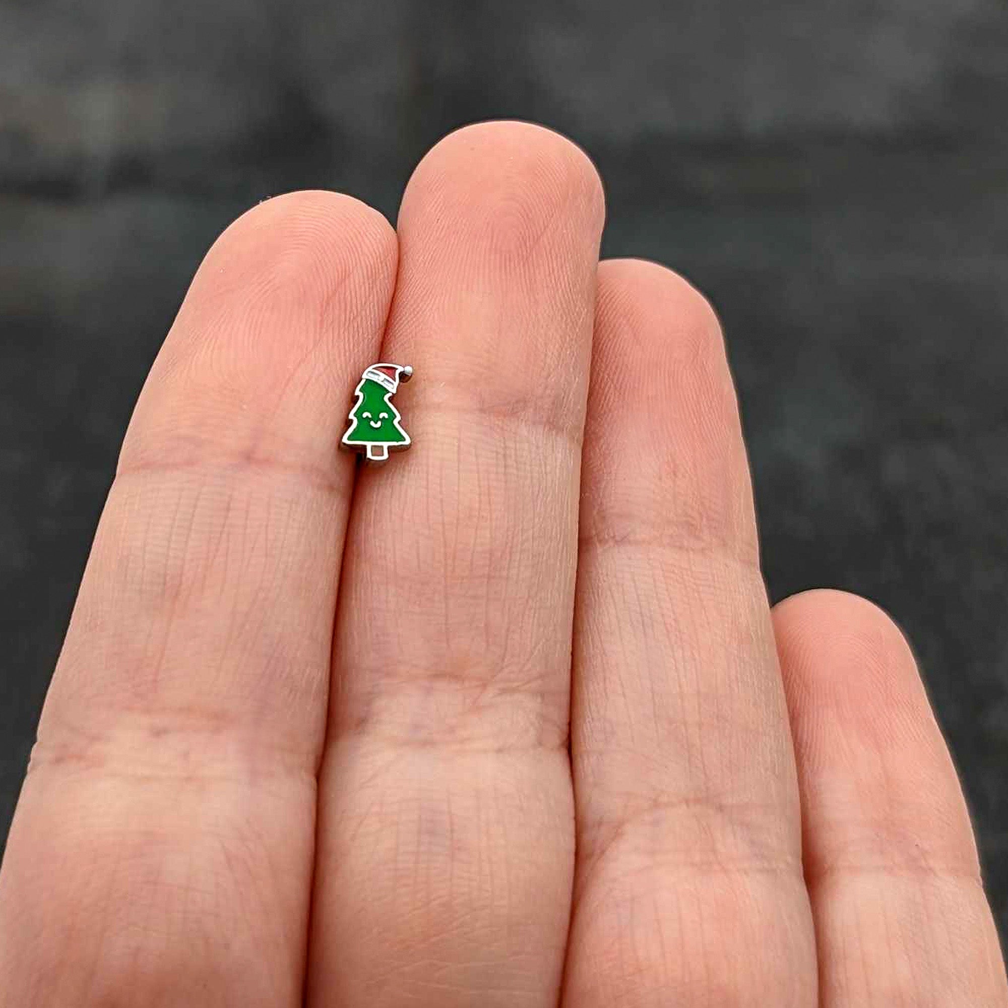 BodyCandy 16G 5/16 Happy Christmas Tree Hat Labret Monroe Tragus — size reference