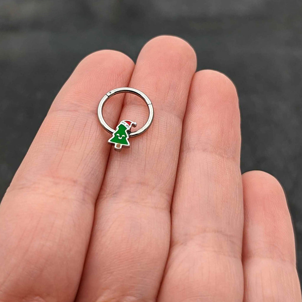 BodyCandy 16G 3/8 Happy Christmas Tree Holiday Hat Hinged Segment Ring — size reference