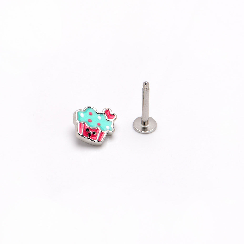 BodyCandy 16G 5/16 Sweet Happy Cupcake Labret Monroe Tragus — in-use photo