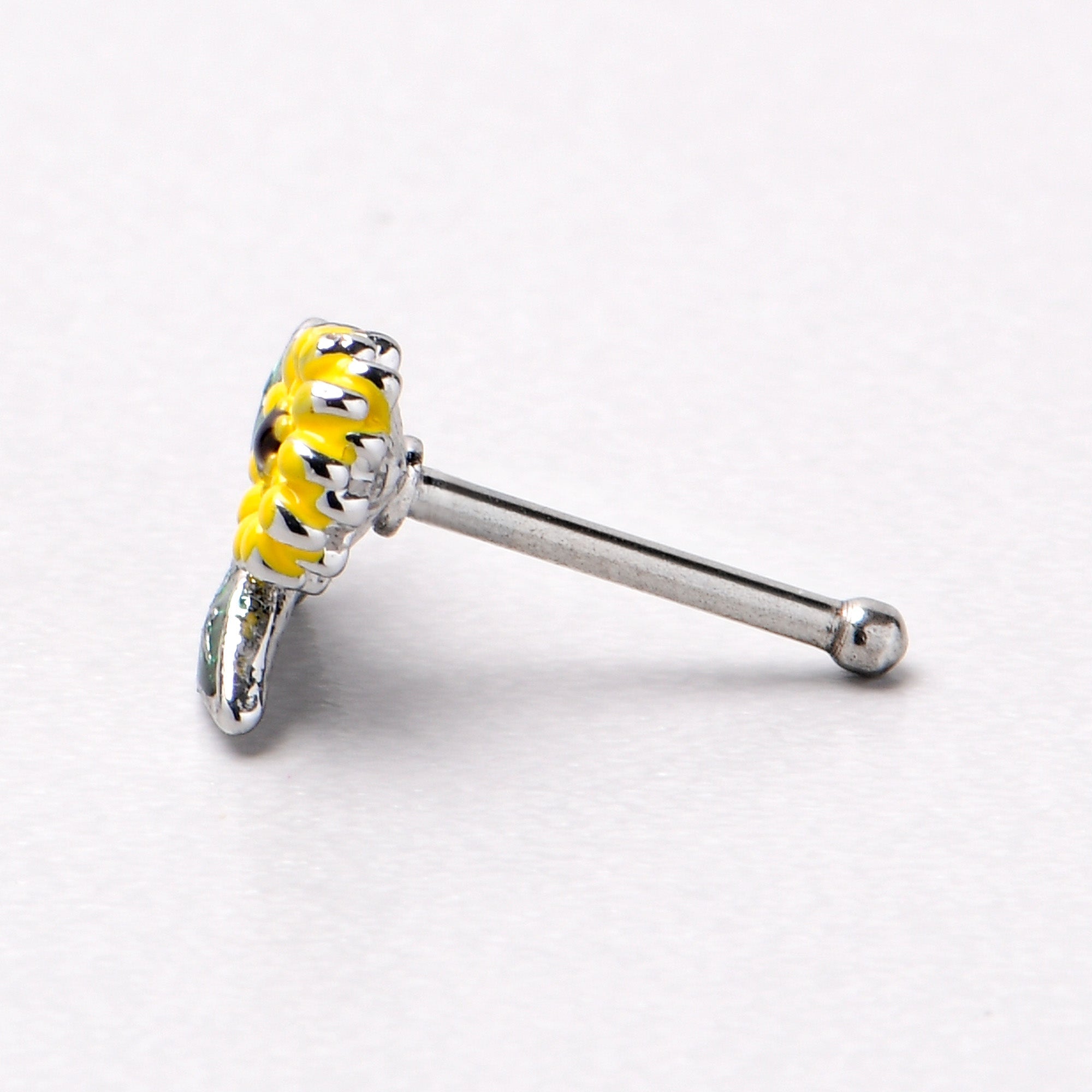 BodyCandy 20G 1/4 Cheery Inlay Sunflower Nose Bone — size reference