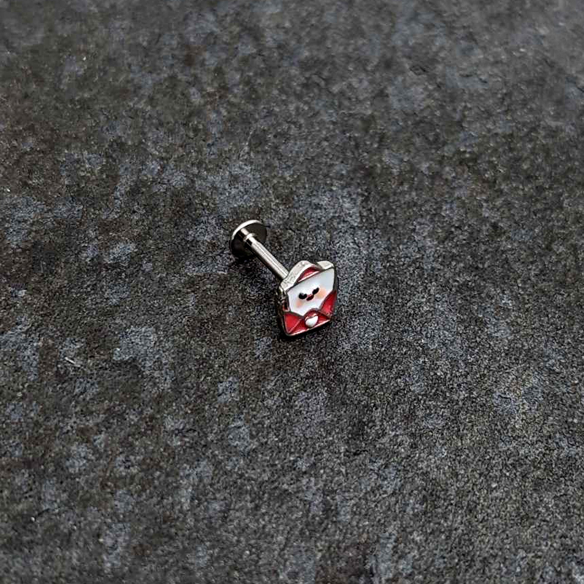 BodyCandy 16G 5/16 Sweet Love Letter Valentine Labret Monroe Tragus — alternative angle