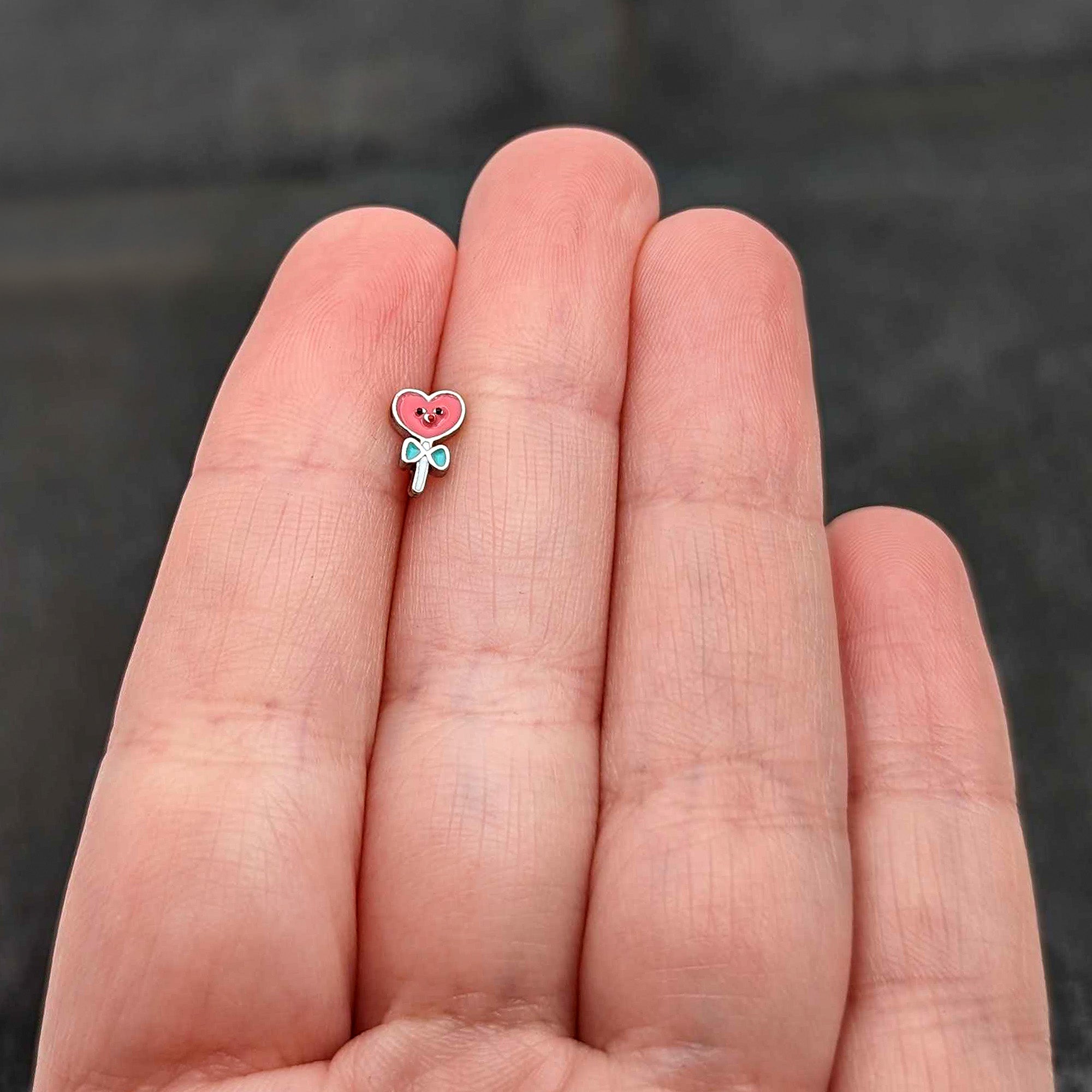 BodyCandy 16G 1/4 Sweet Happy Heart Lollipop Cartilage Tragus Earring — size reference