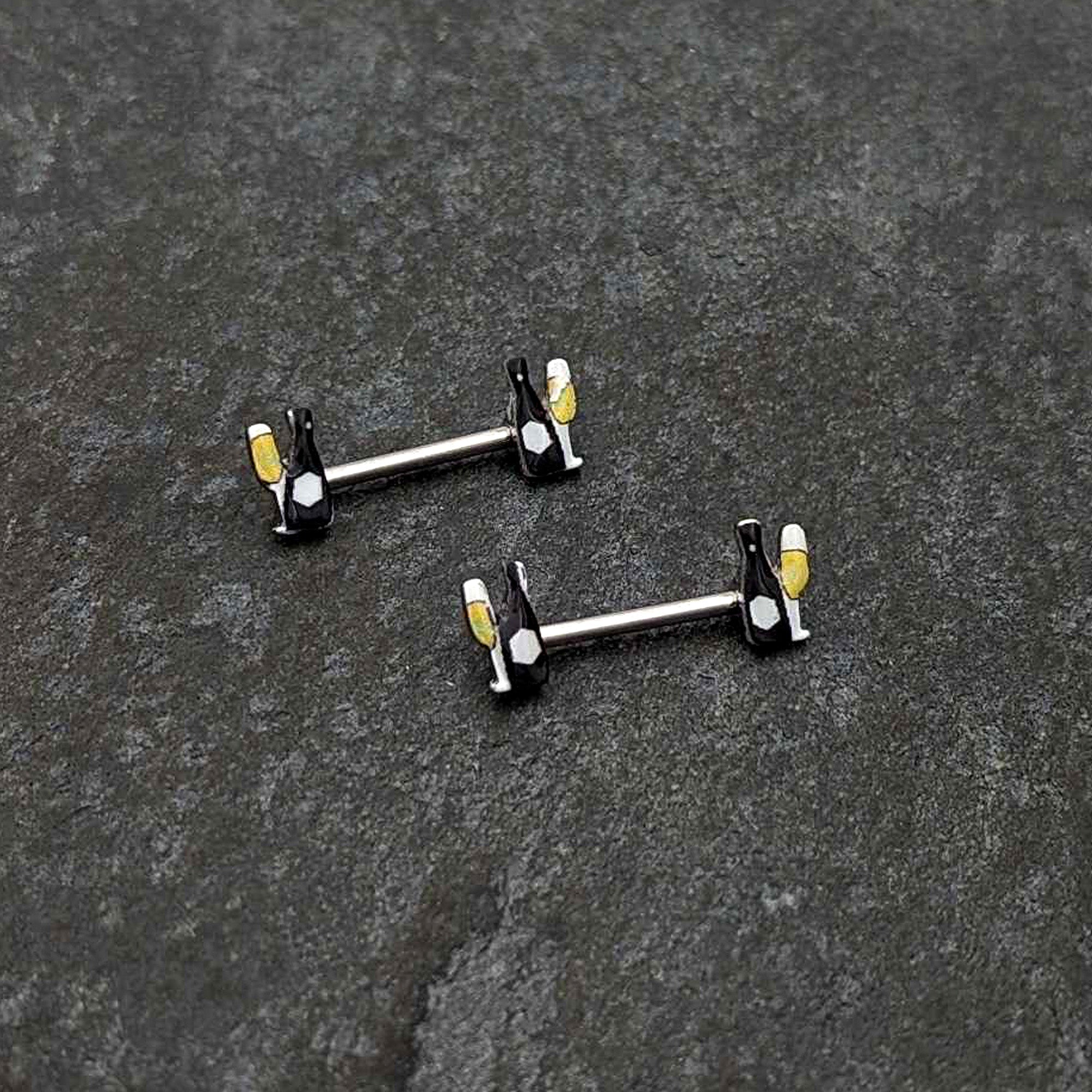 BodyCandy 14G 9/16 Champagne Bottle Flute Yellow Barbell Nipple Ring Set — side view