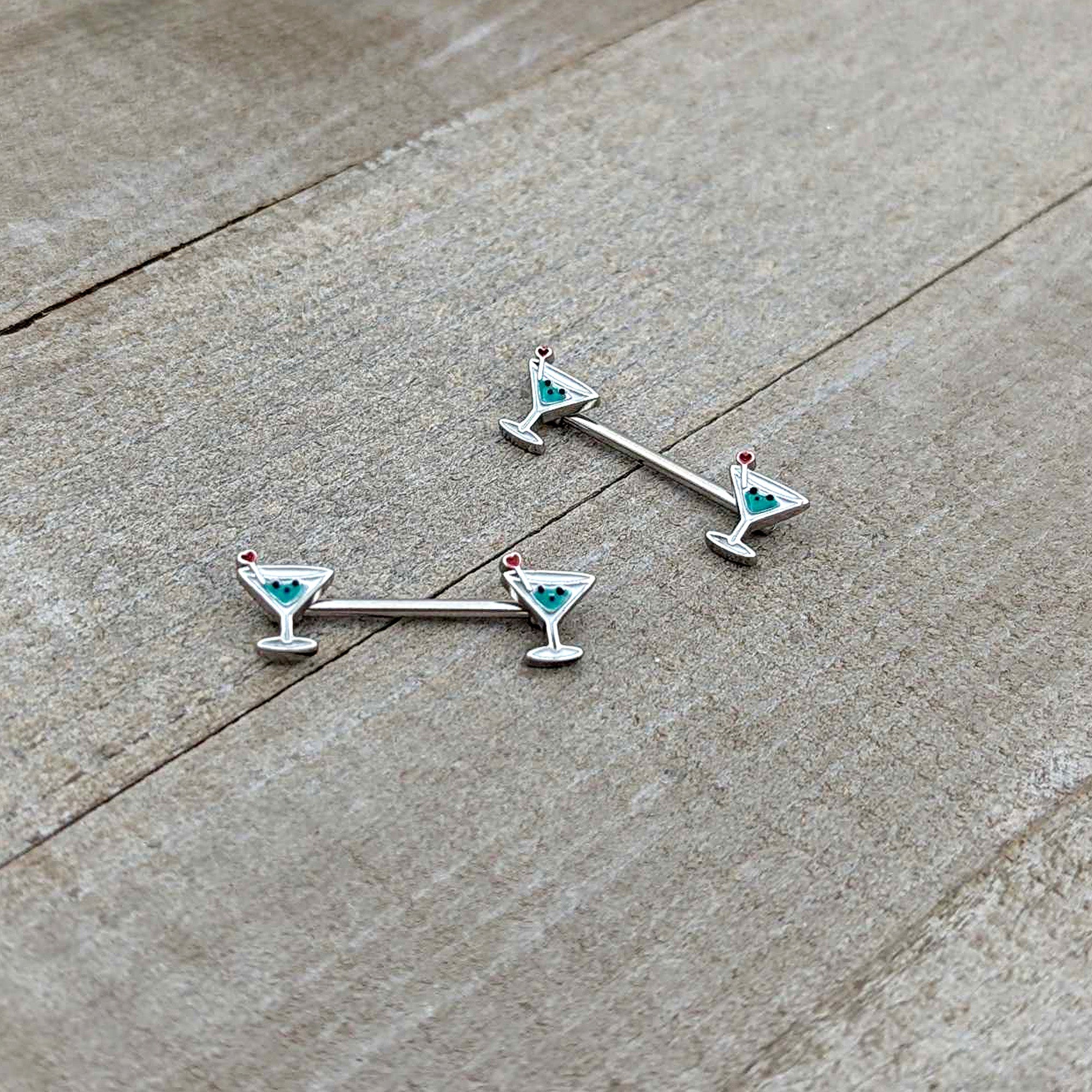 BodyCandy 14G 9/16 Sweet Martini Glass Heart Barbell Nipple Ring Set — alternative angle