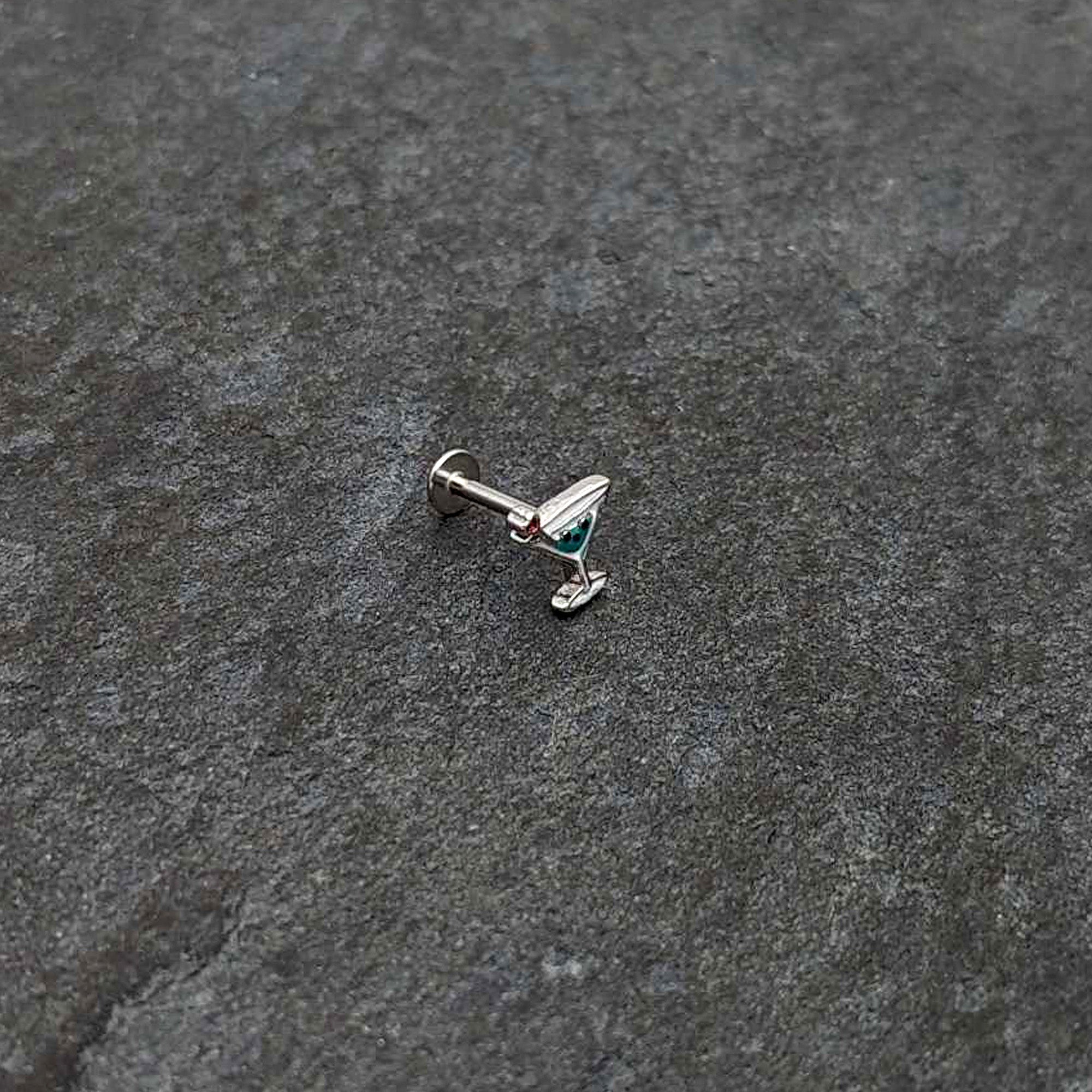 BodyCandy 16G 5/16 Sweet Martini Glass Heart Labret Monroe Tragus — alternative angle