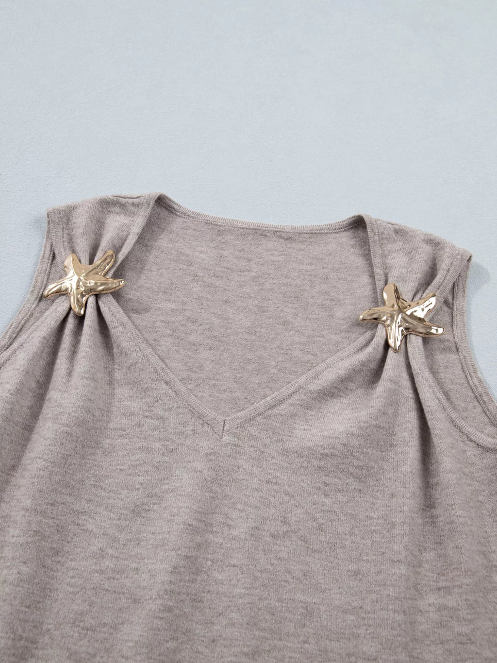 Metal Star Detail V Neck Sweater Knit Tank Top