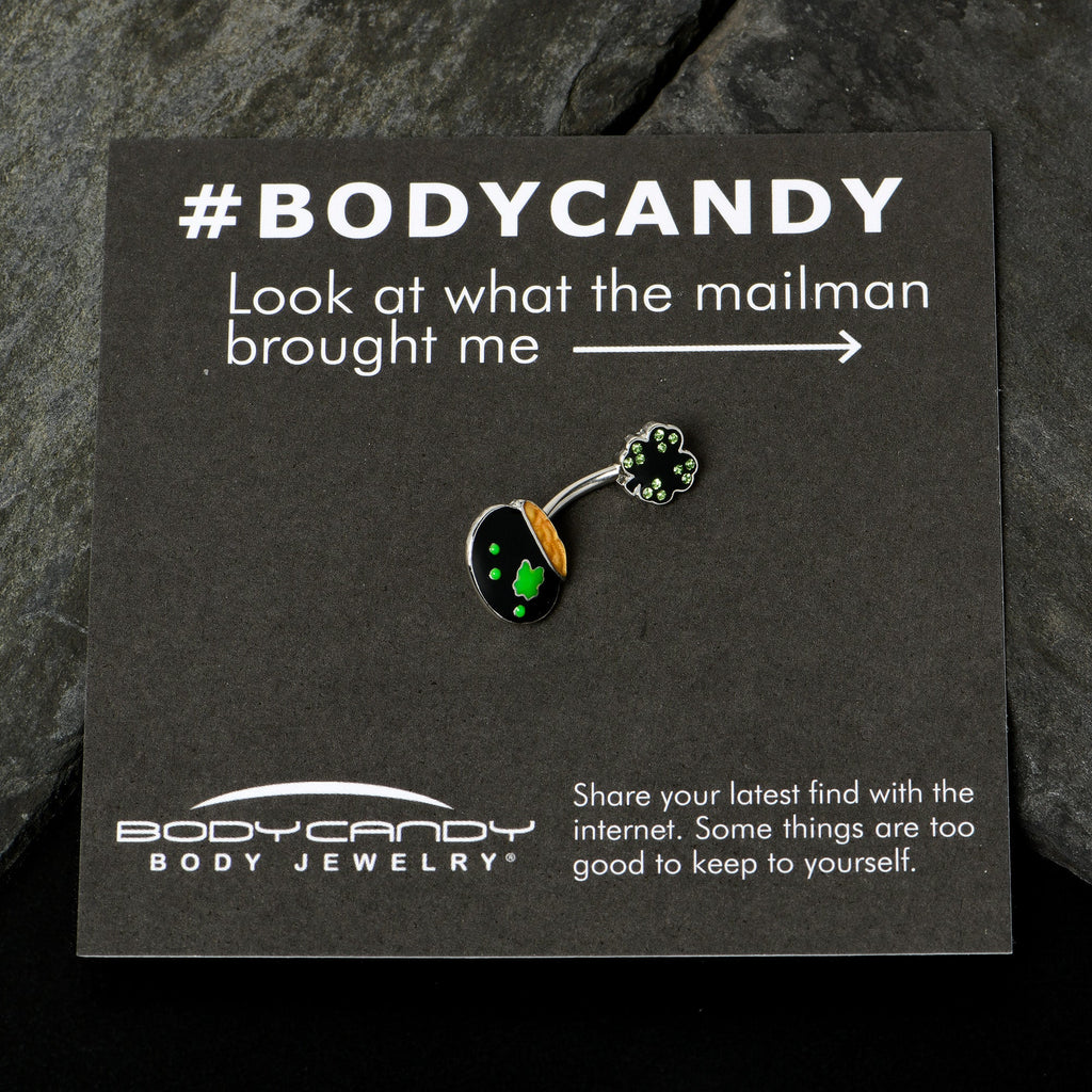 BodyCandy Green Gem Shamrock Pot Of Gold Black Double Mount Belly Ring — size reference