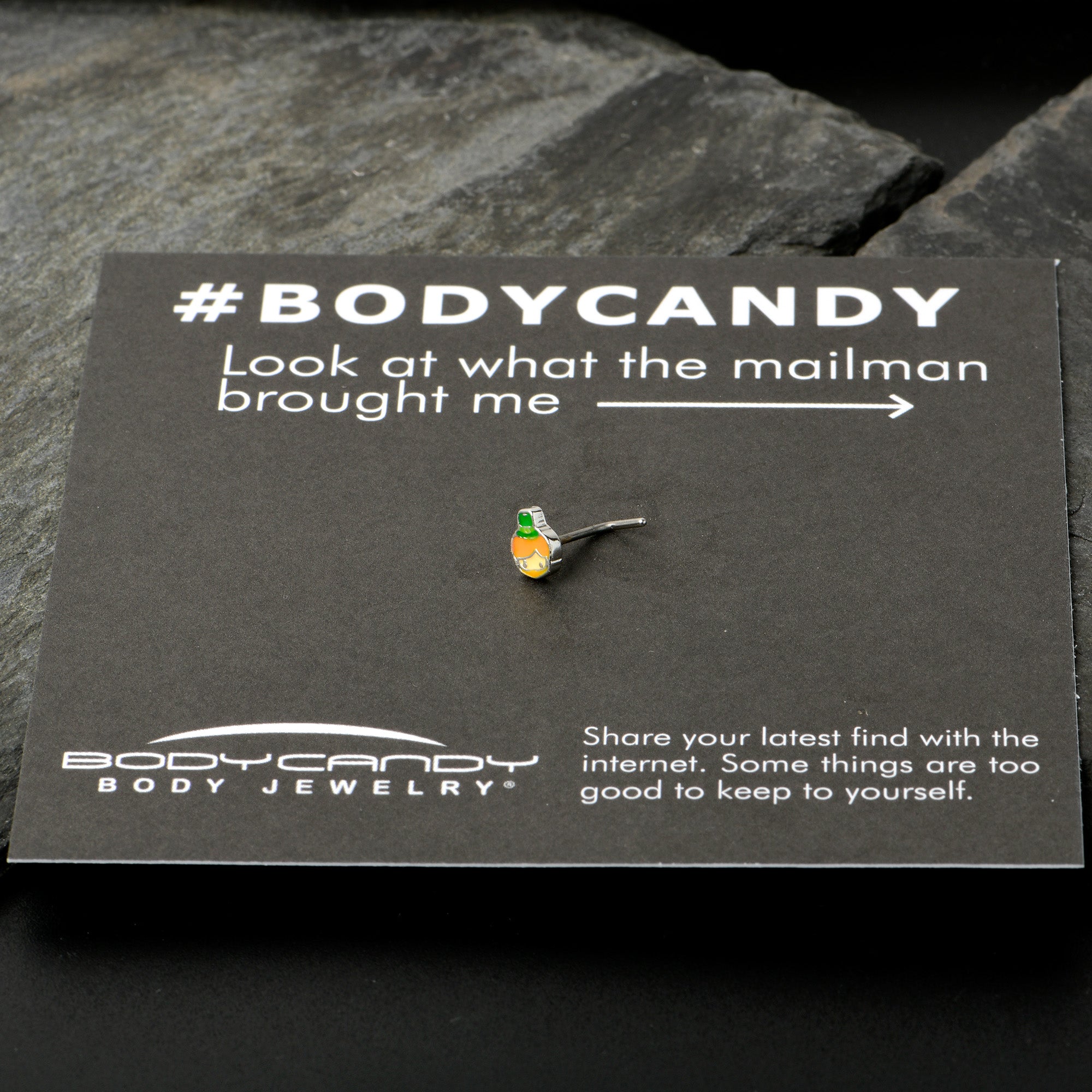 BodyCandy 20G 7mm Sweet Happy Leprechaun St Patricks L Shape Nose Ring — size reference
