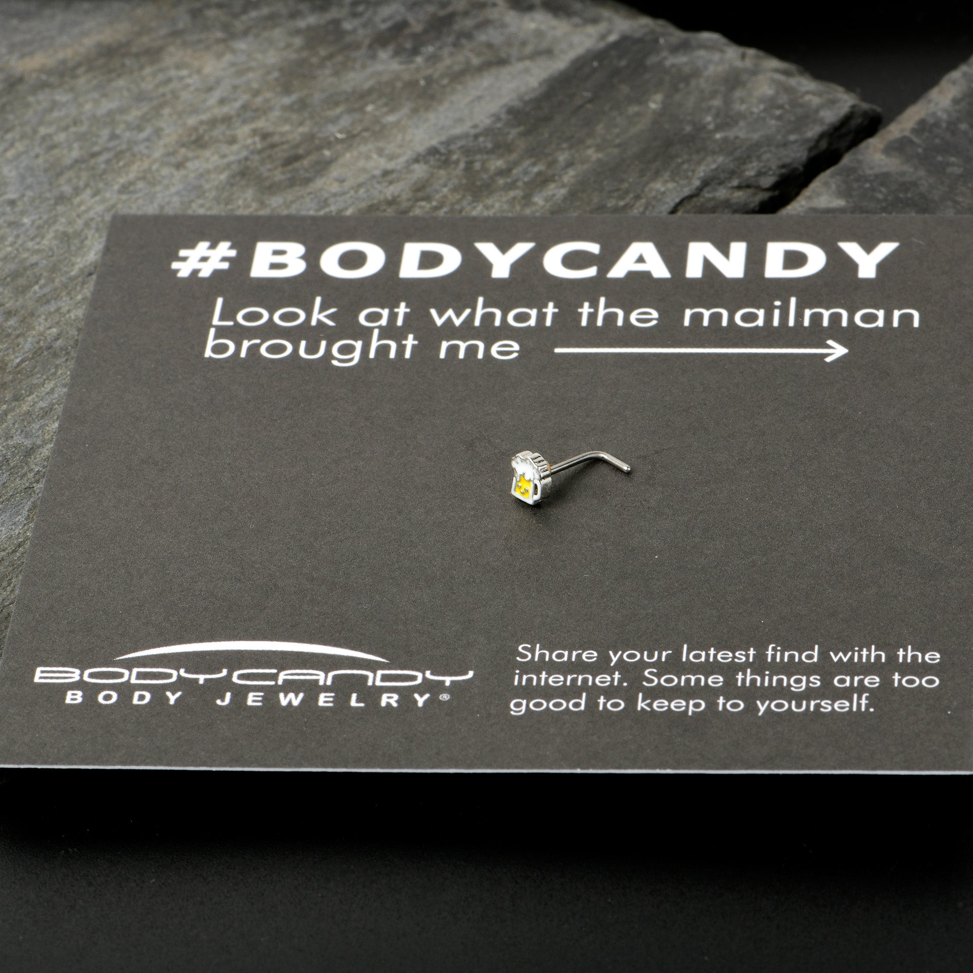 BodyCandy 20G 7mm Sweet Happy Beer St Patricks L Shape Nose Ring — size reference