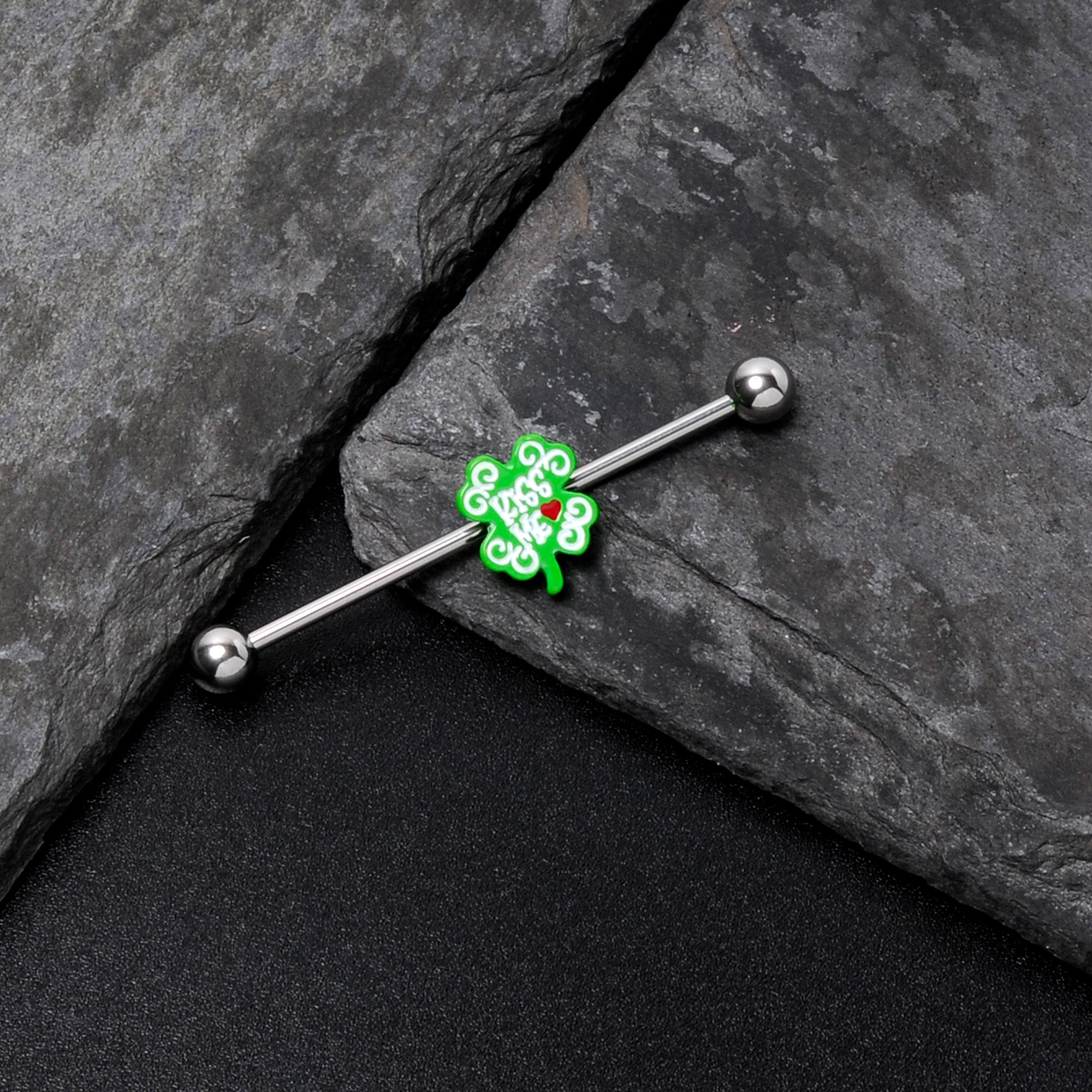 BodyCandy 14G Kiss Me Shamrock St Patricks Industrial Barbell 38mm — in-use photo