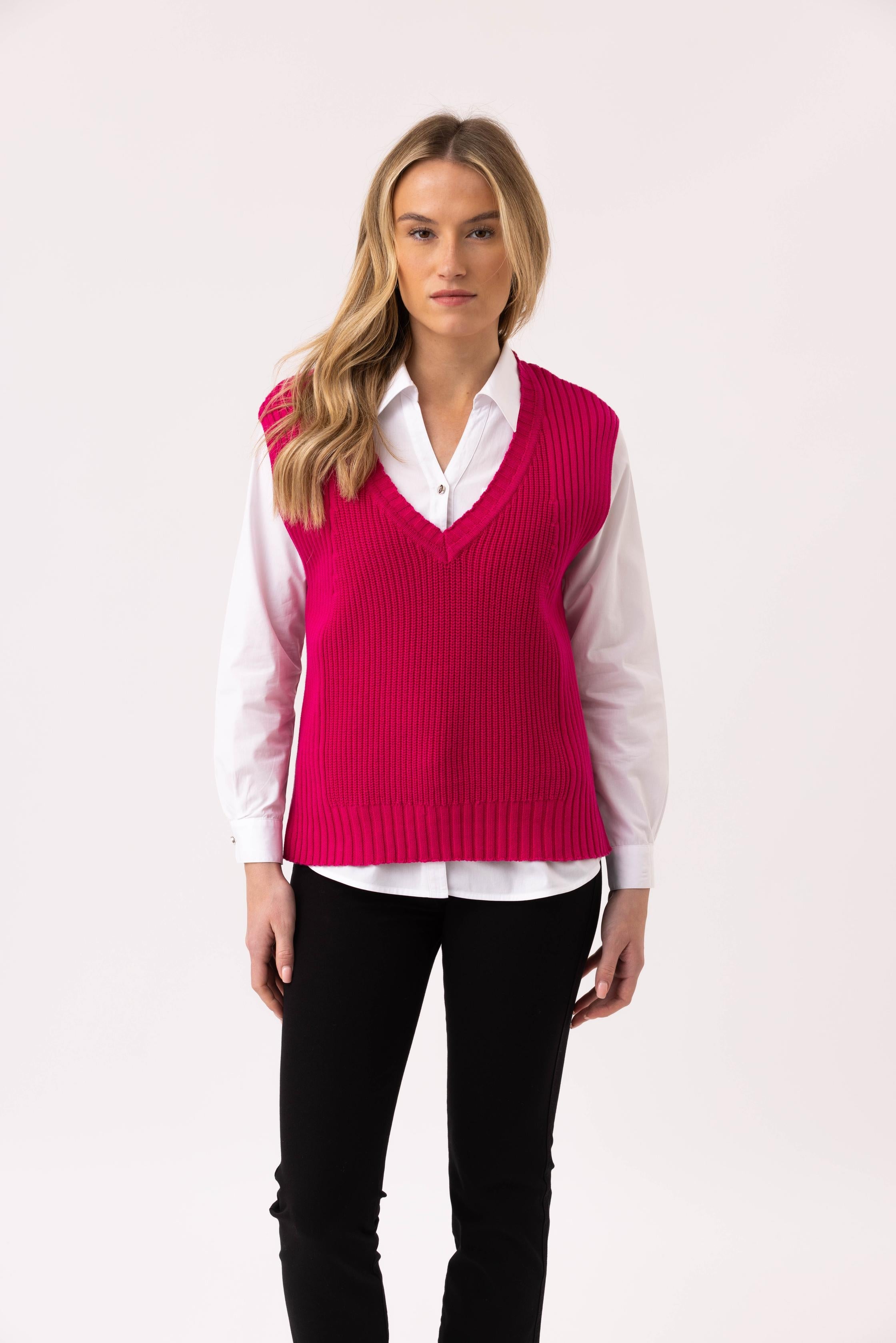 KADOU BOUTIQUE V-Neck Rib Knit Sweater Vest — main product shot