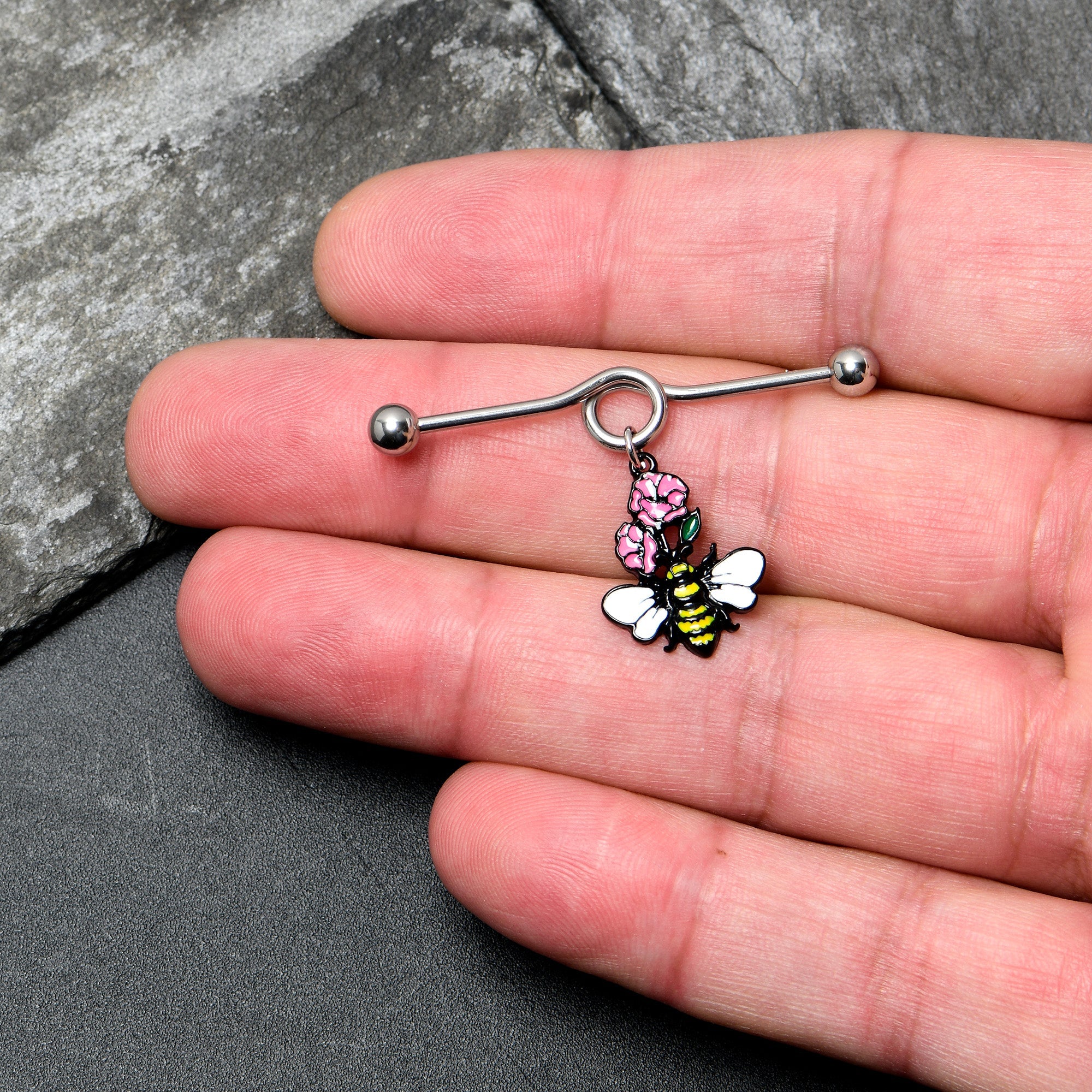 BodyCandy 14G Busy Bee Flowers Dangle Project Bar 38mm — lifestyle context