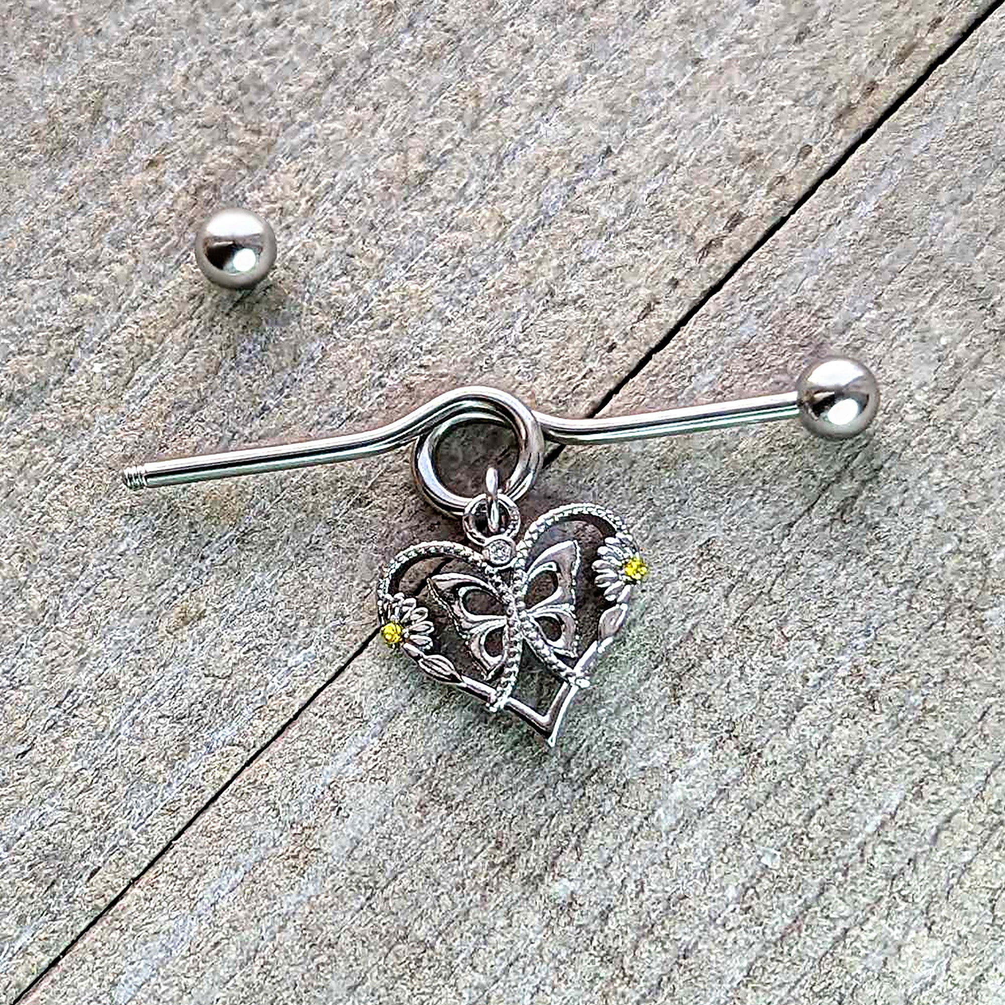 BodyCandy 14G Yellow CZ Gem Heart Flower Butterfly Project Bar 38mm — alternative angle