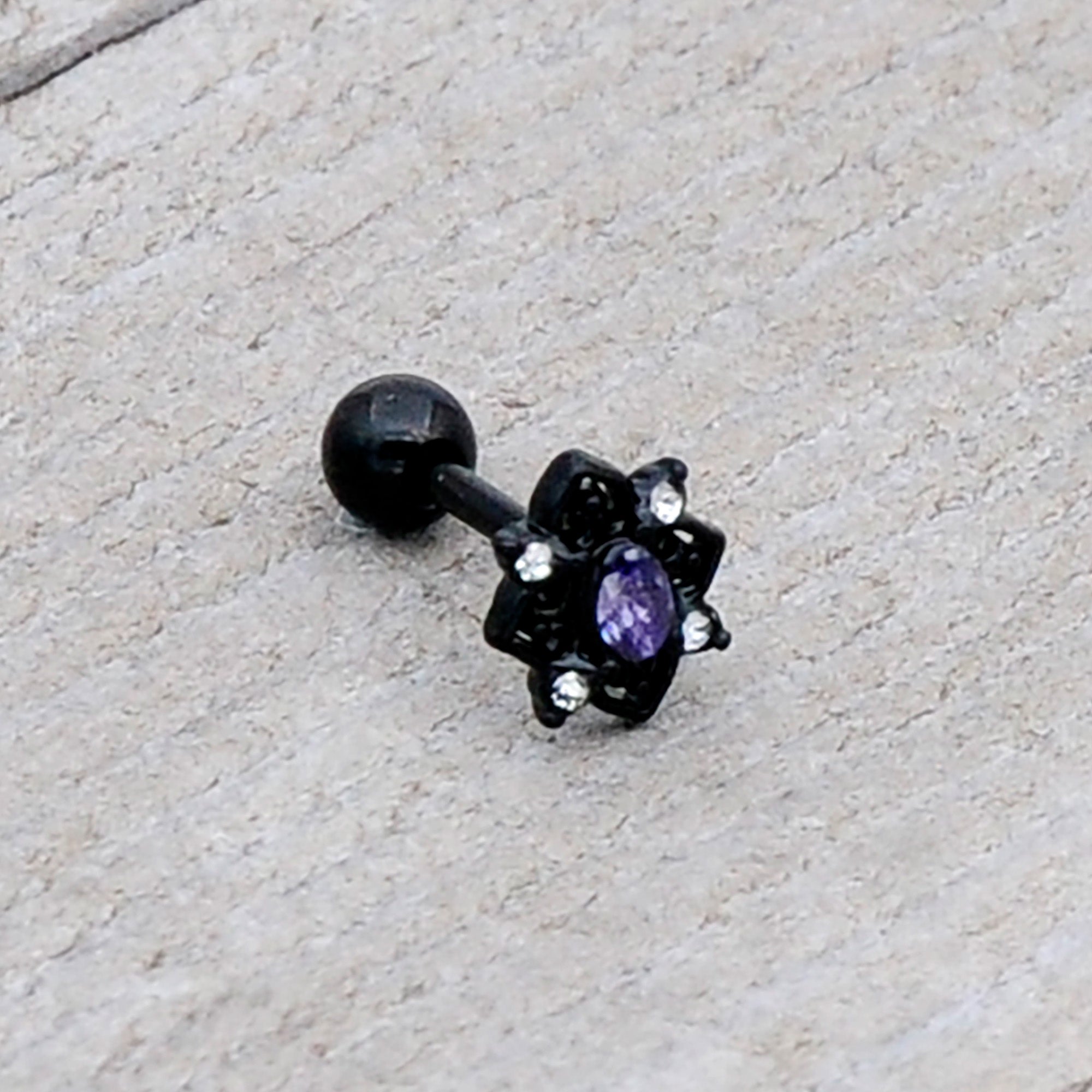 BodyCandy 16G 1/4 Purple Gem Black Scrolling Hearts Cartilage Tragus Earring — size reference