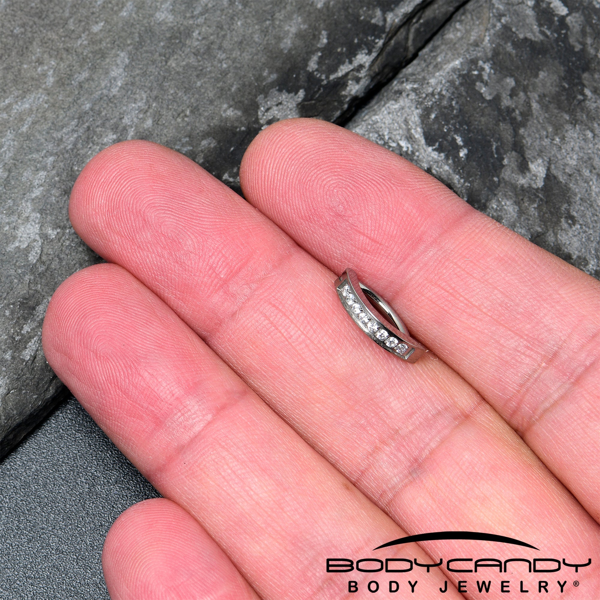 BodyCandy Clear CZ Gem ASTM F-136 Implant Grade Titanium Forward Facing Belly Ring — in-use photo