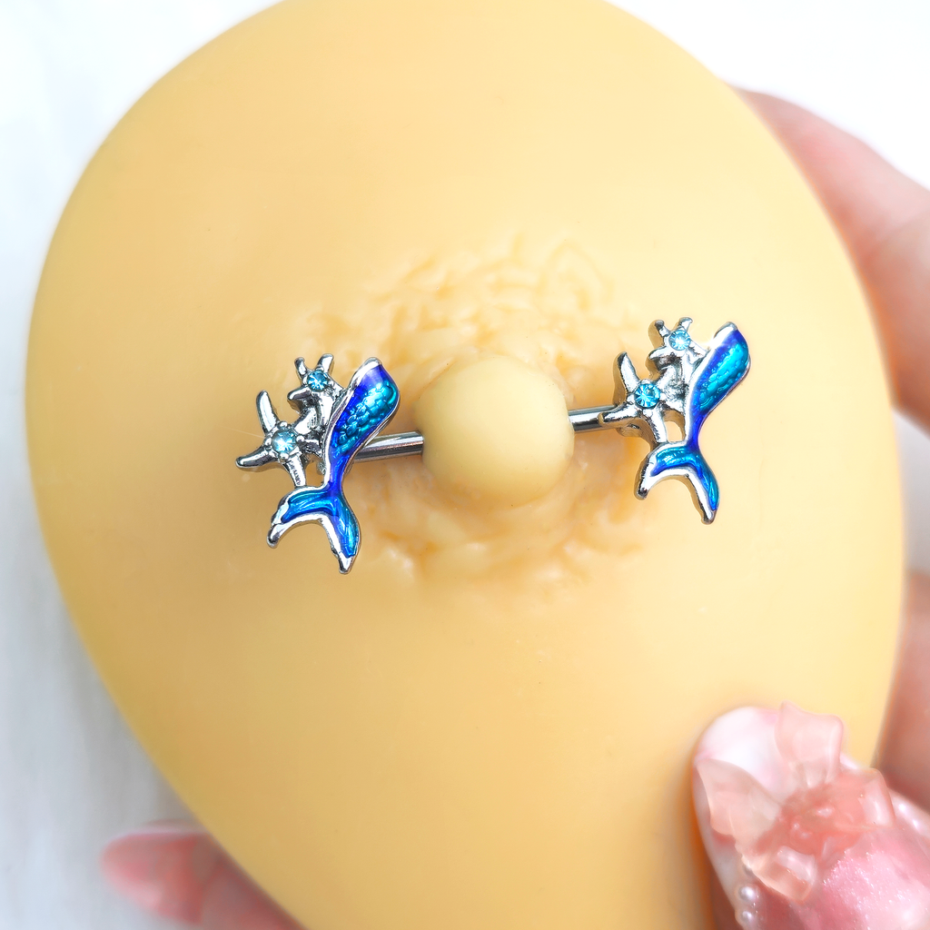 BodyCandy 14G 9/16 Blue Gem Blue Mermaid Tail Stars Barbell Nipple Ring  Set — detail close-up
