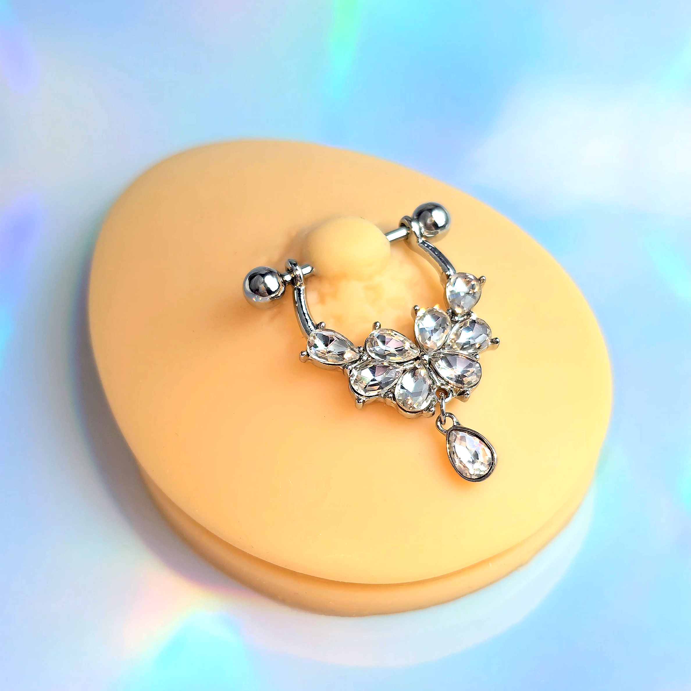 BodyCandy 14G 9/16 Clear Gem Baroque Flower Bloom Dangle Nipple Ring Set — detail close-up