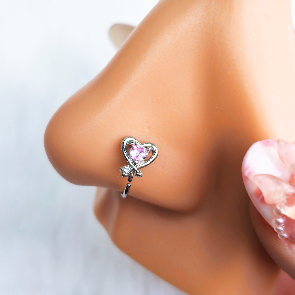 BodyCandy 20G 5/16 Pink CZ Gem Wrapped In Heart Nose Hoop — detail close-up