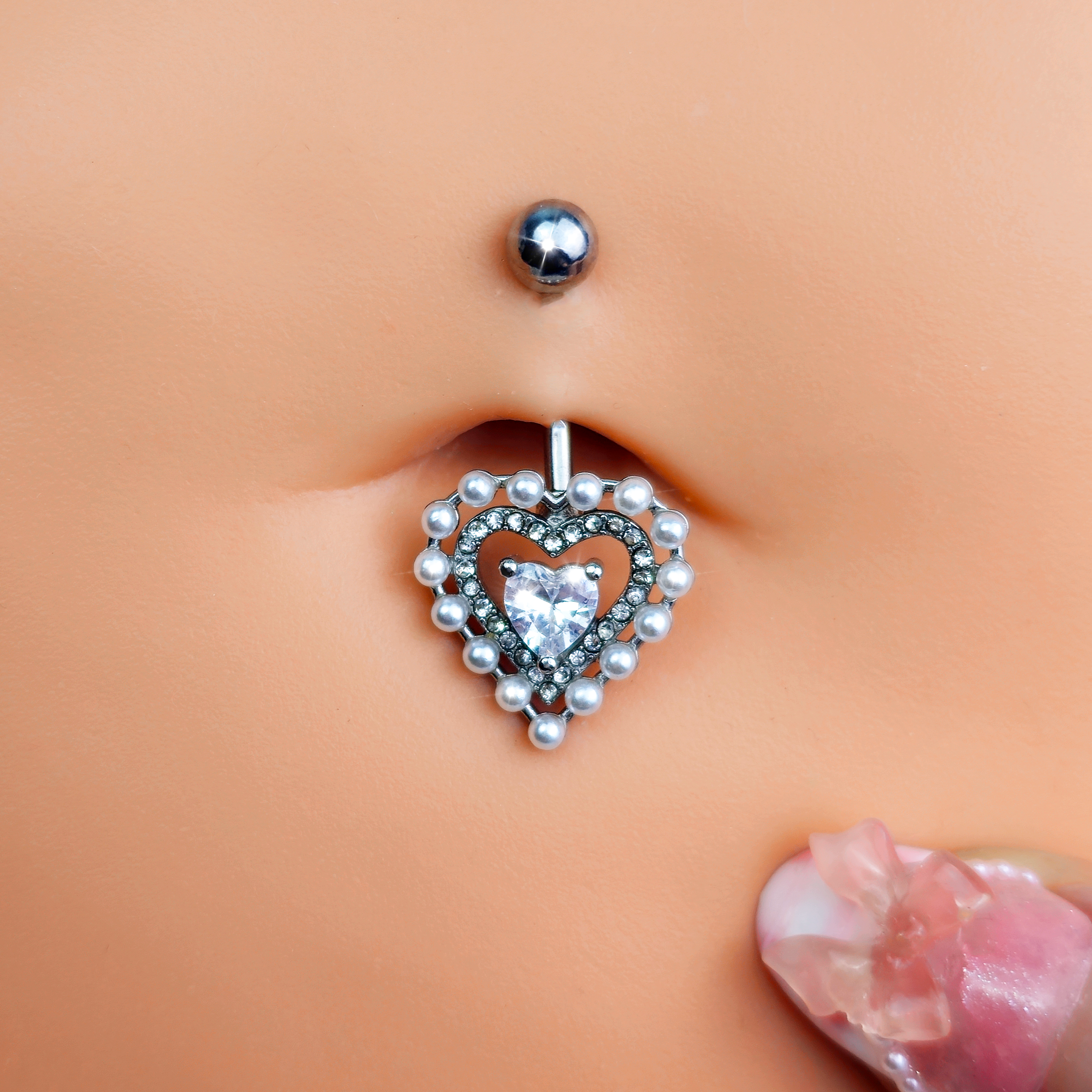 BodyCandy Clear CZ Gem Pearl Heart Belly Ring — detail close-up