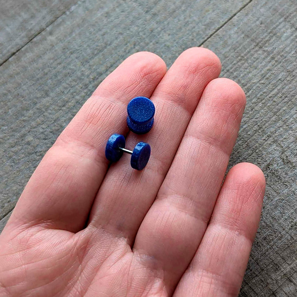 BodyCandy 18G Blue Shimmer Acrylic Cheater Plug Set — side view