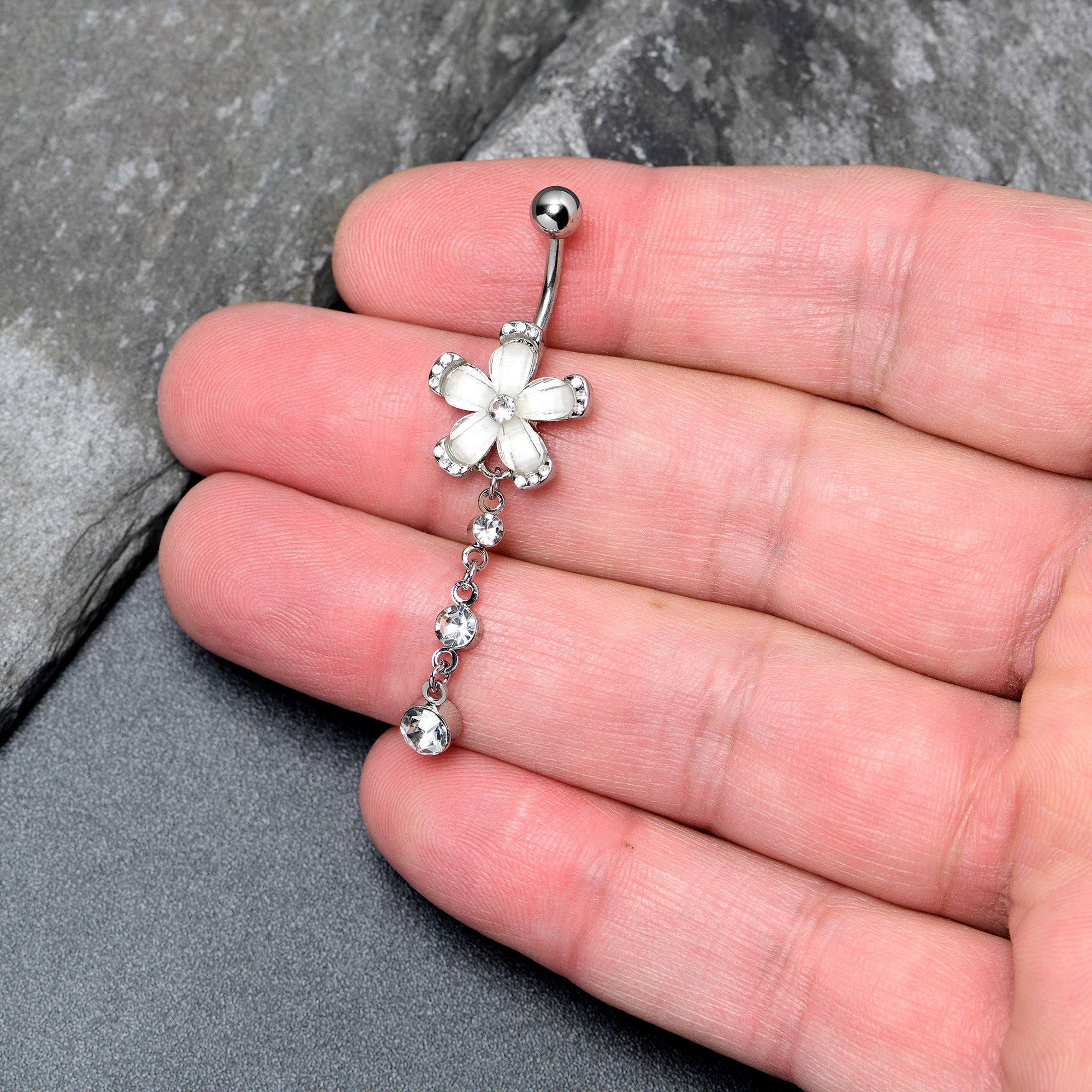BodyCandy Clear Gem Retro Flower Glamour Dangle Belly Ring — detail close-up