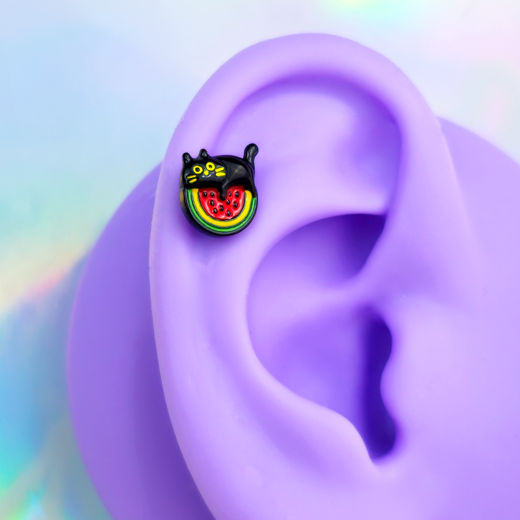BodyCandy 16G 5/16 Watermelon Cat Love Labret Monroe Tragus — detail close-up