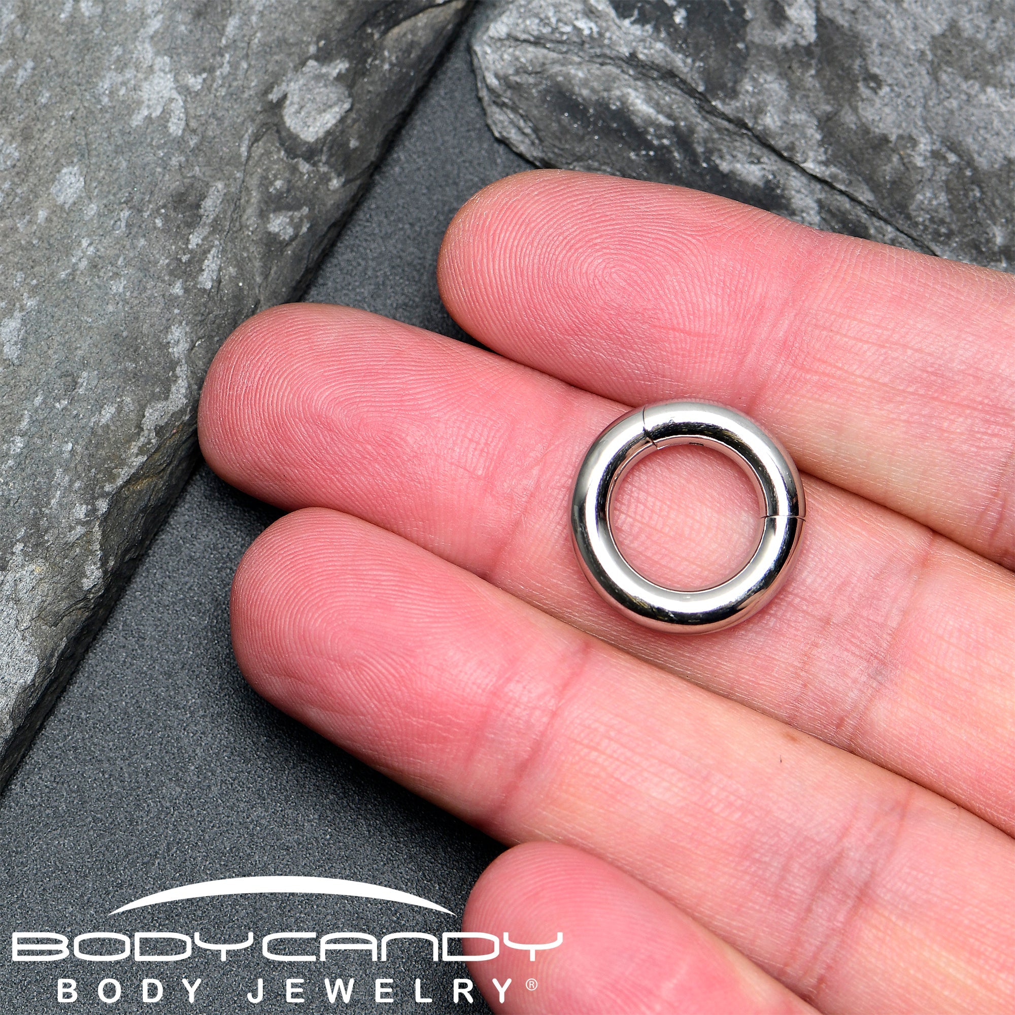 BodyCandy 6G 1/2 316L Surgical Steel Precision Hinged Segment Hoop — in-use photo