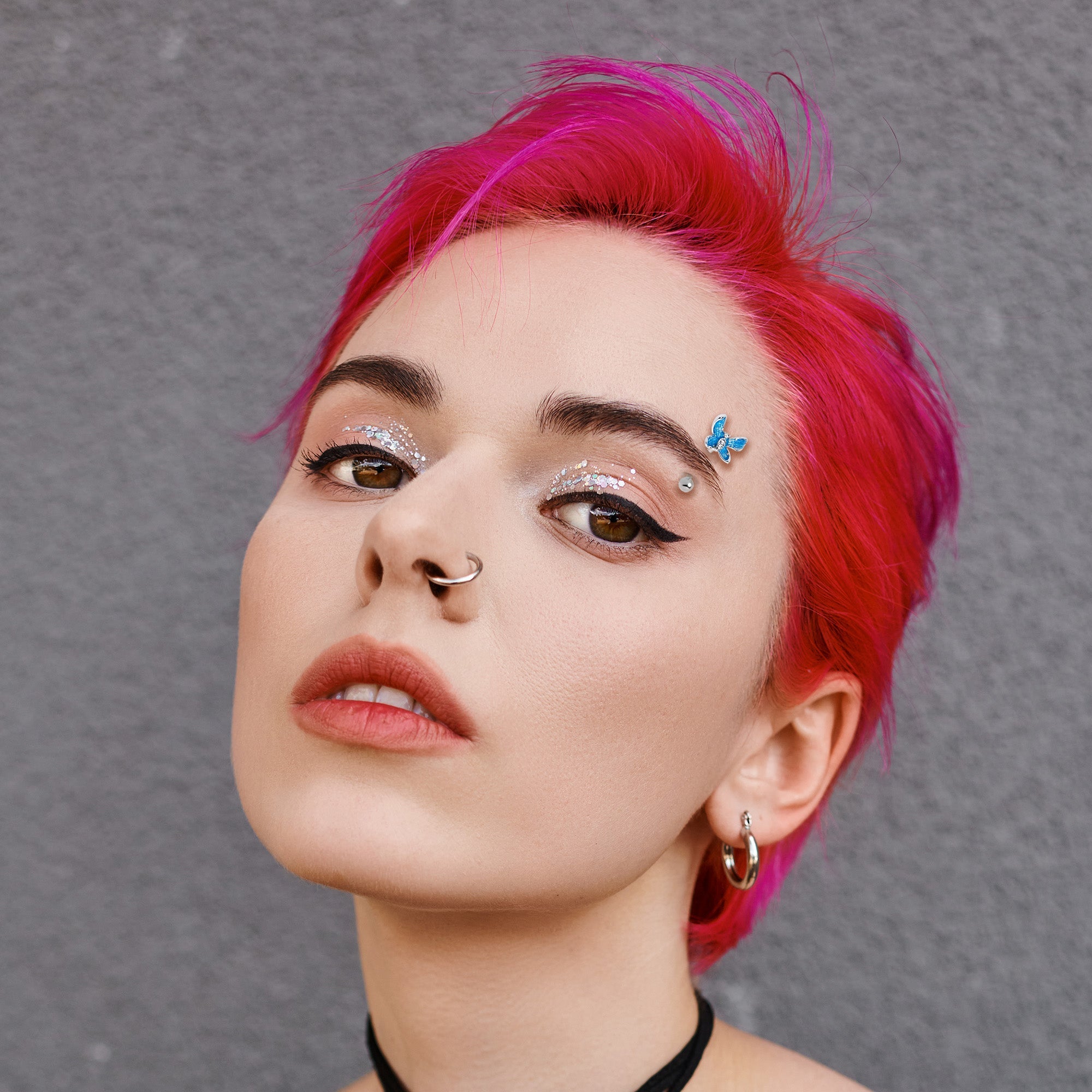 BodyCandy 16G 5/16 Clear Gem Chunky Butterfly Blue Curved Eyebrow Ring — back view