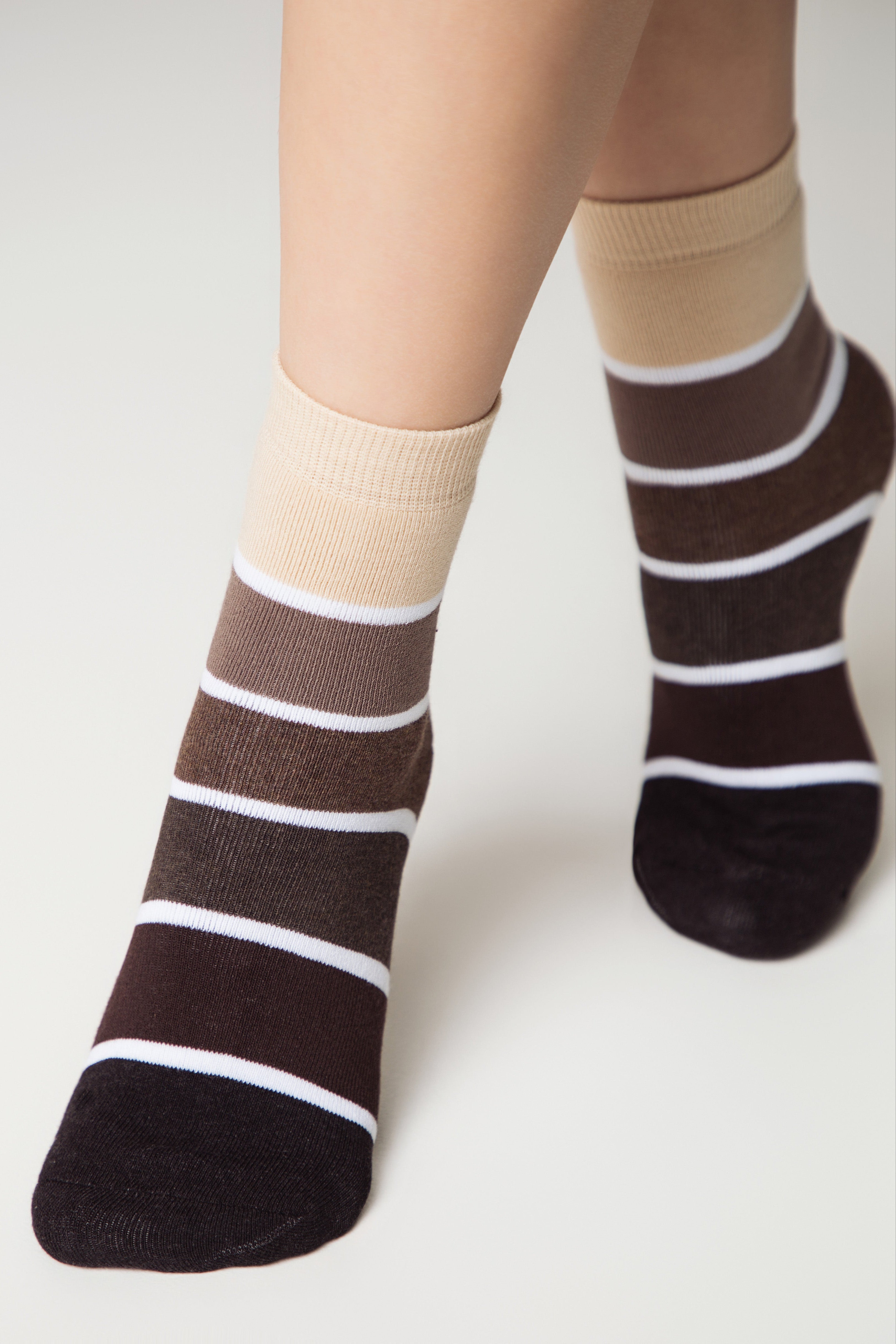 TheRanok.com Cotton Terry Socks Conte Comfort 212 — back view