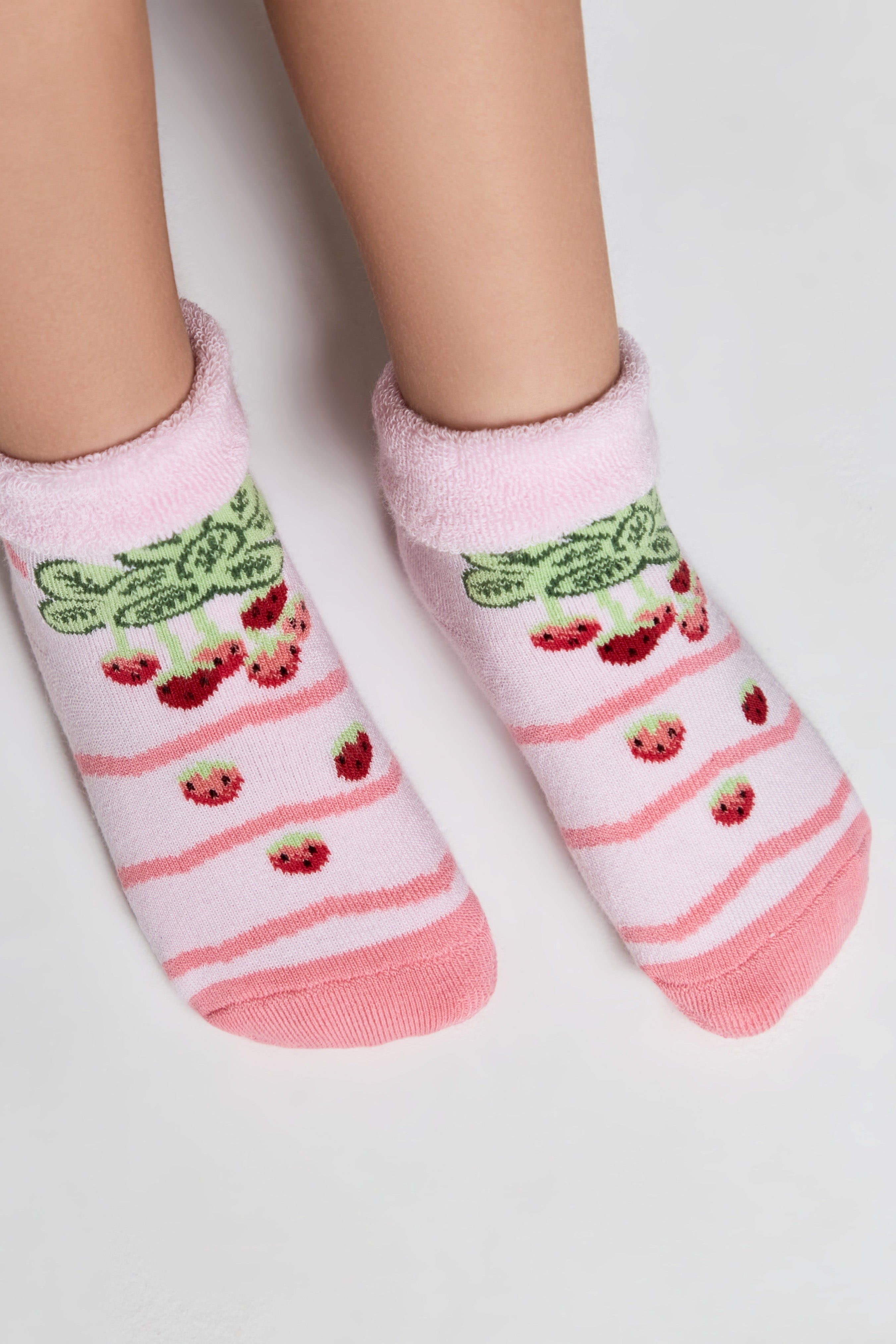 TheRanok.com Conte-Kids Cotton Non-slip Terry Socks - Sof-Tiki 472 — detail close-up