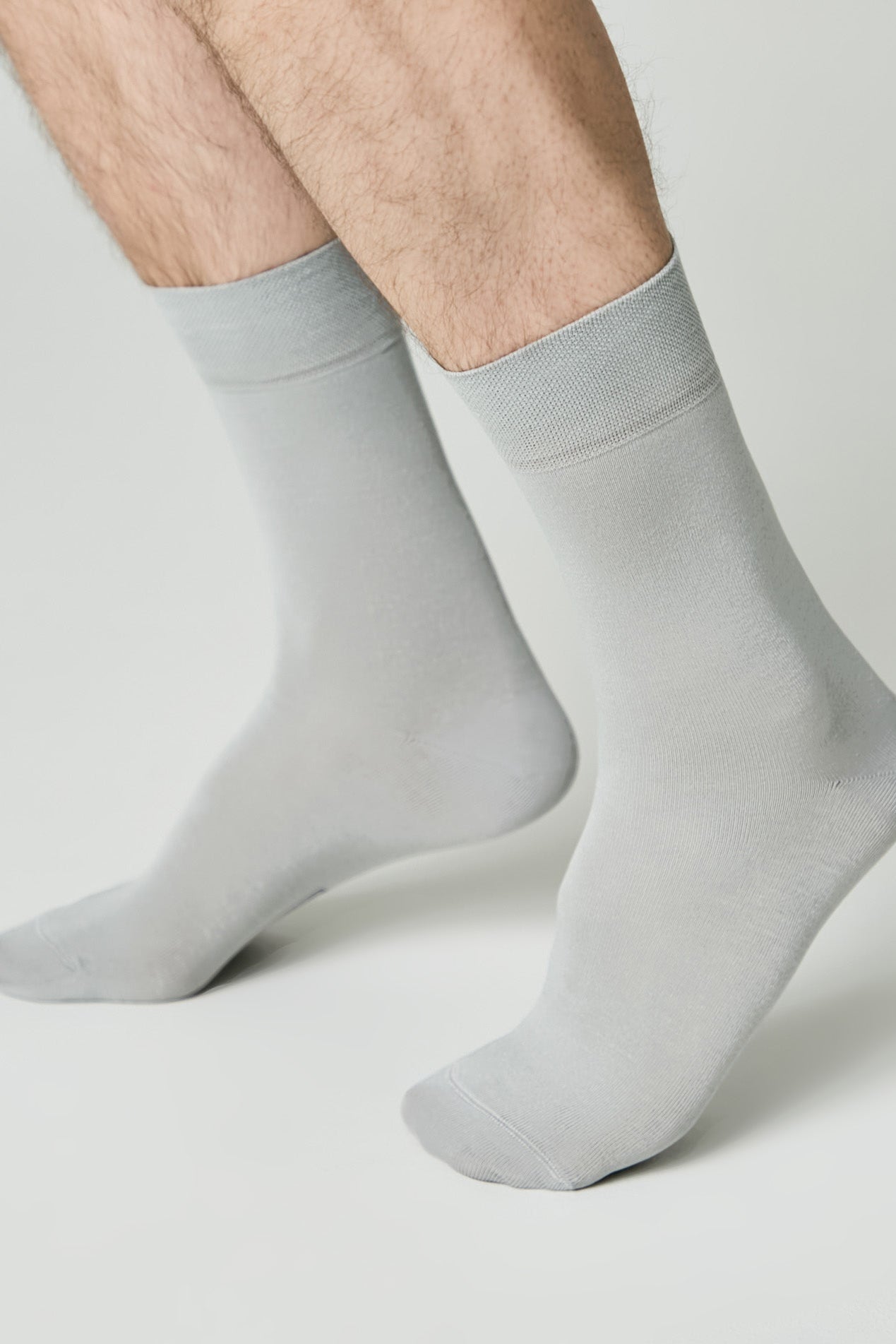 TheRanok.com Conte Classic Diwari Bamboo Socks — lifestyle context