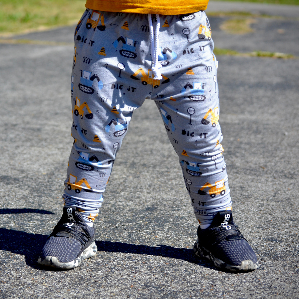 bumblitostore Bamboo Jogger Pants in Dig It — lifestyle context