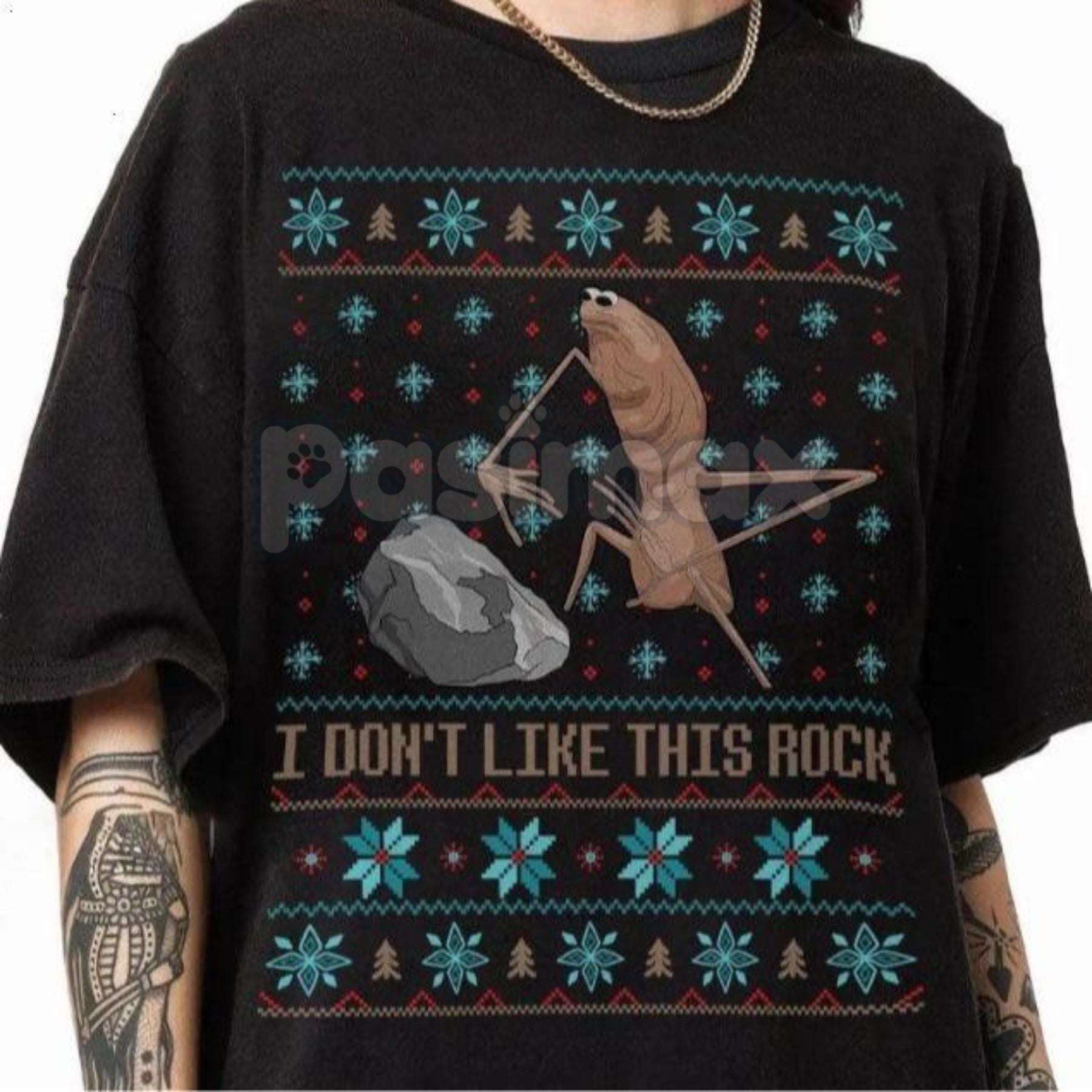 Pasimax Marcus The Worm Ugly Christmas Shirt - Funny Los Temerarios Thanksgiving Meme Tee, I Don't Like This Rock Xmas Gift, 