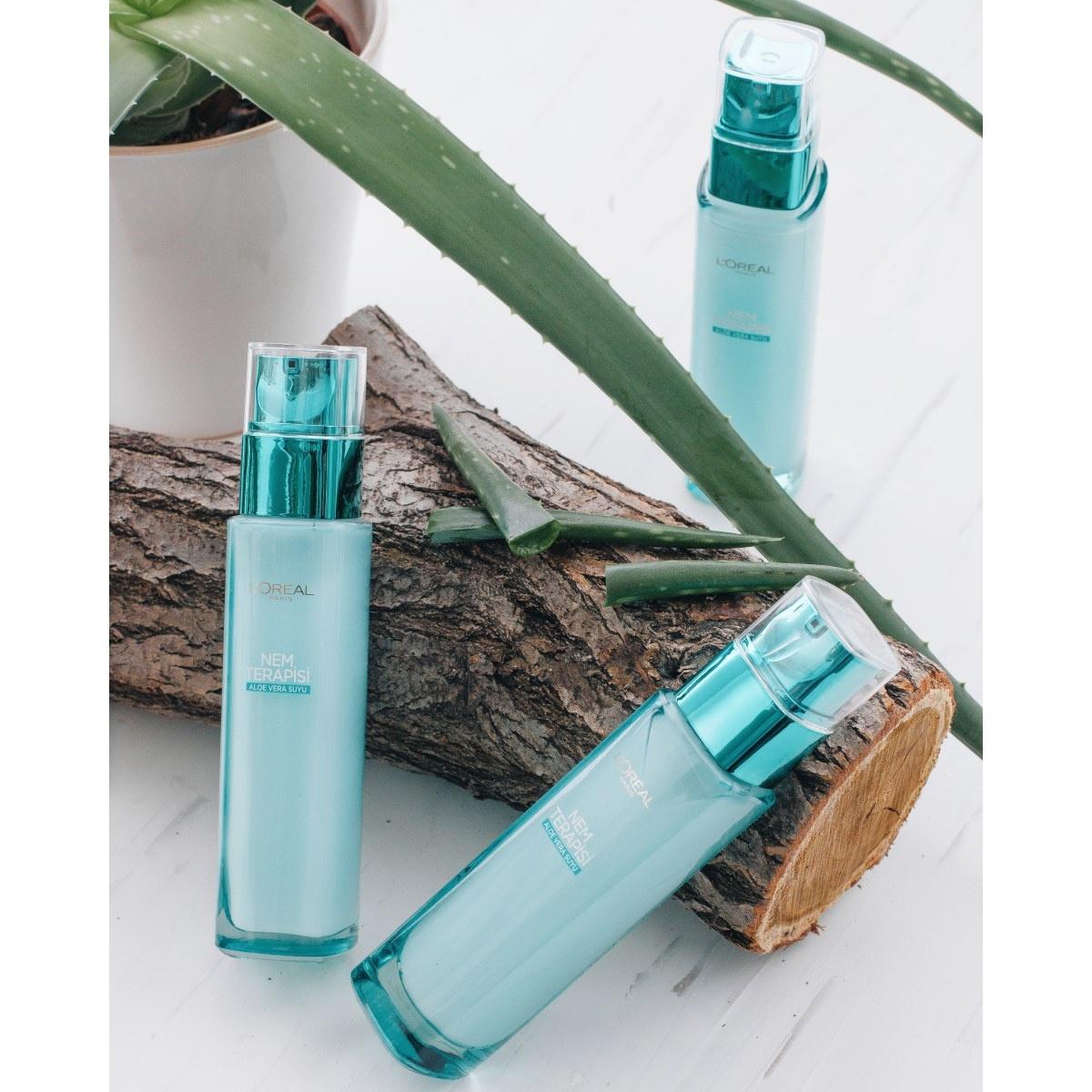 L'Oreal Paris Moisturizing Face Cream with Aloe Vera - Hydrating Face Care for Dry to Combination Skin