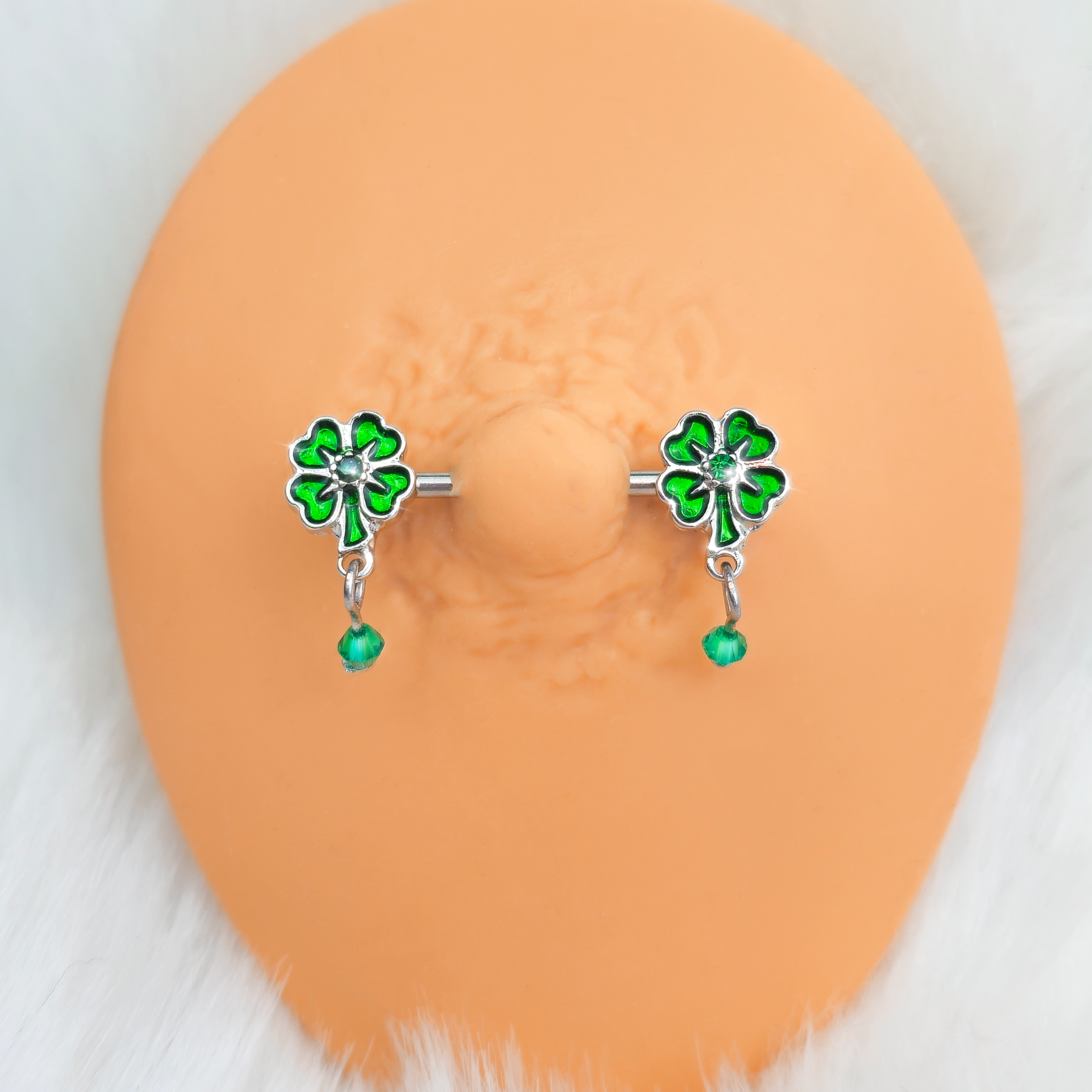 BodyCandy 14G 9/16 Green Gem Shamrock Glam St Patricks Dangle Nipple Ring Set — detail close-up