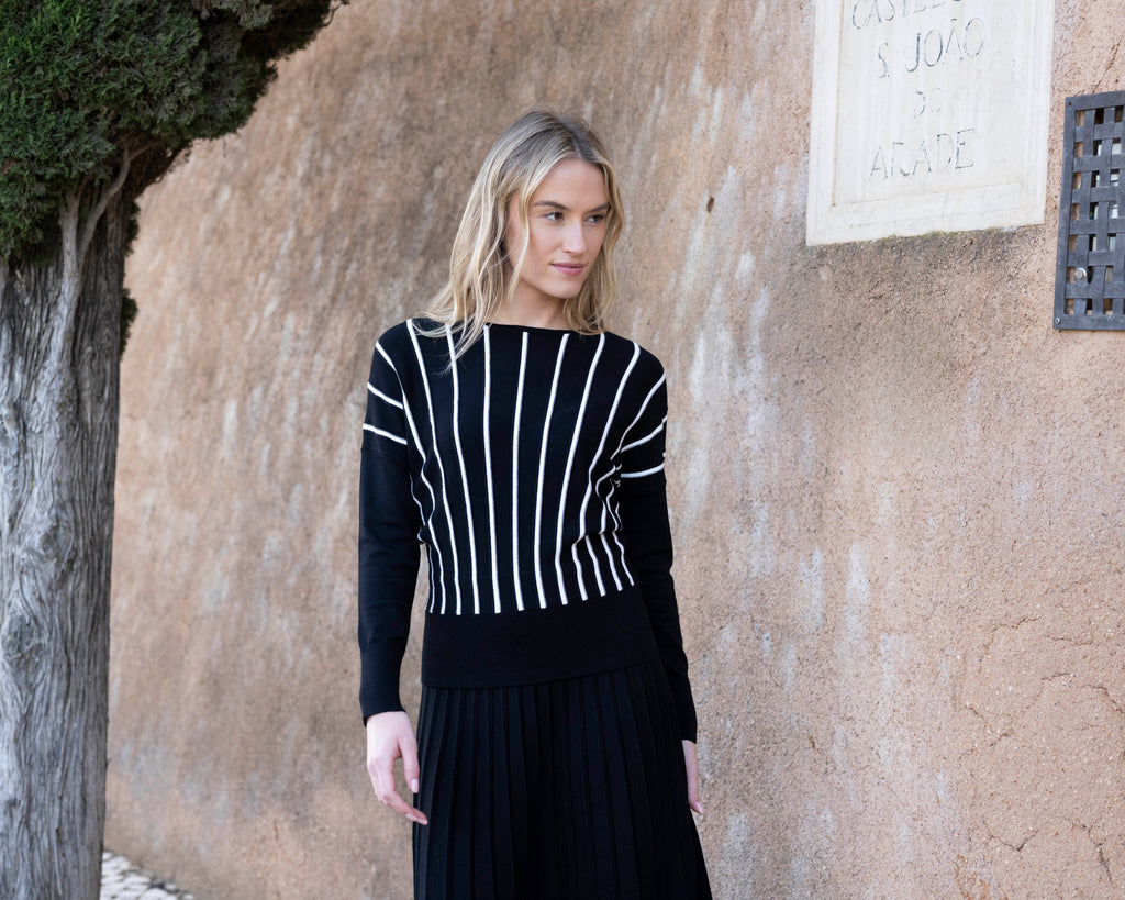KADOU BOUTIQUE Ladies Vertical Striped Sweater — back view