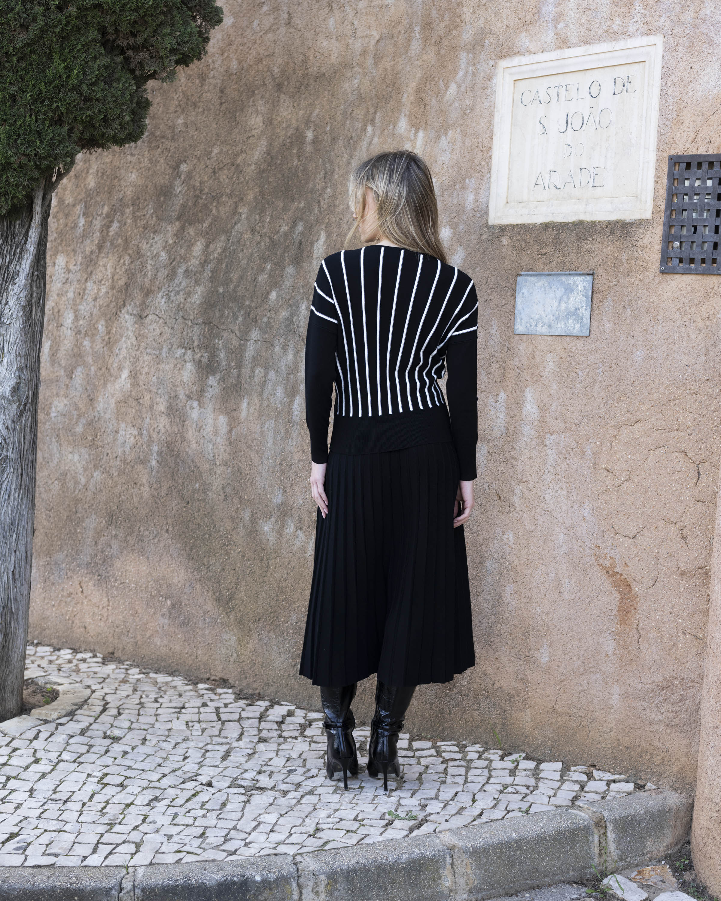 KADOU BOUTIQUE Ladies Vertical Striped Sweater — lifestyle context