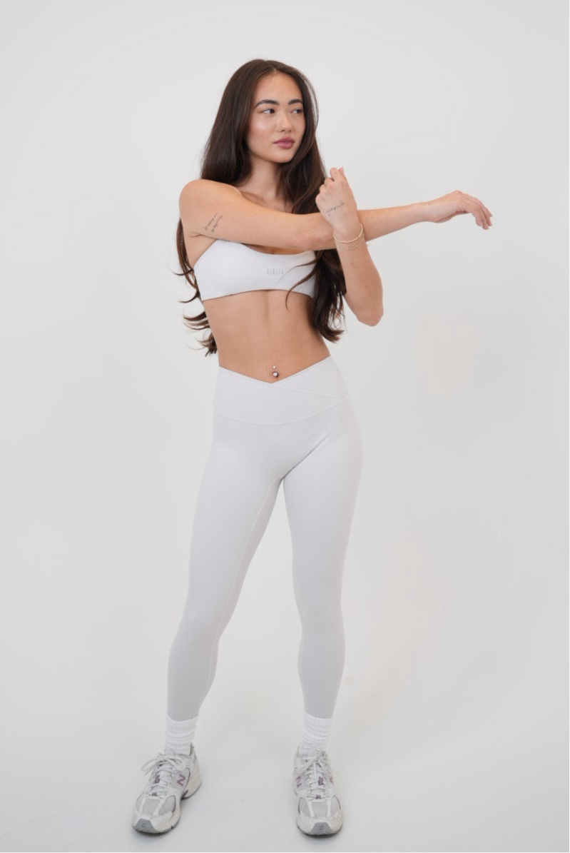KIMITH BRAND My Time Is Divine Lime White Sculpt V-Waist Legging — detail close-up